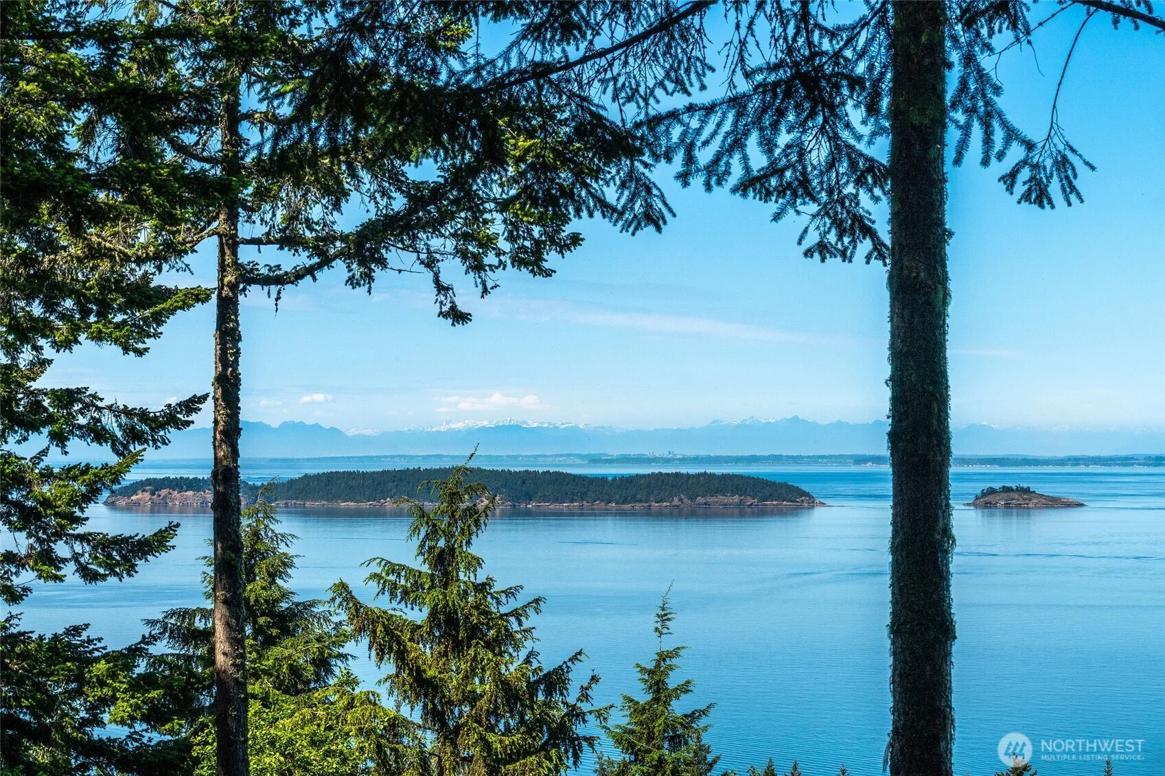 Property photo for 10 Atticus Lane, Orcas Island photo 5