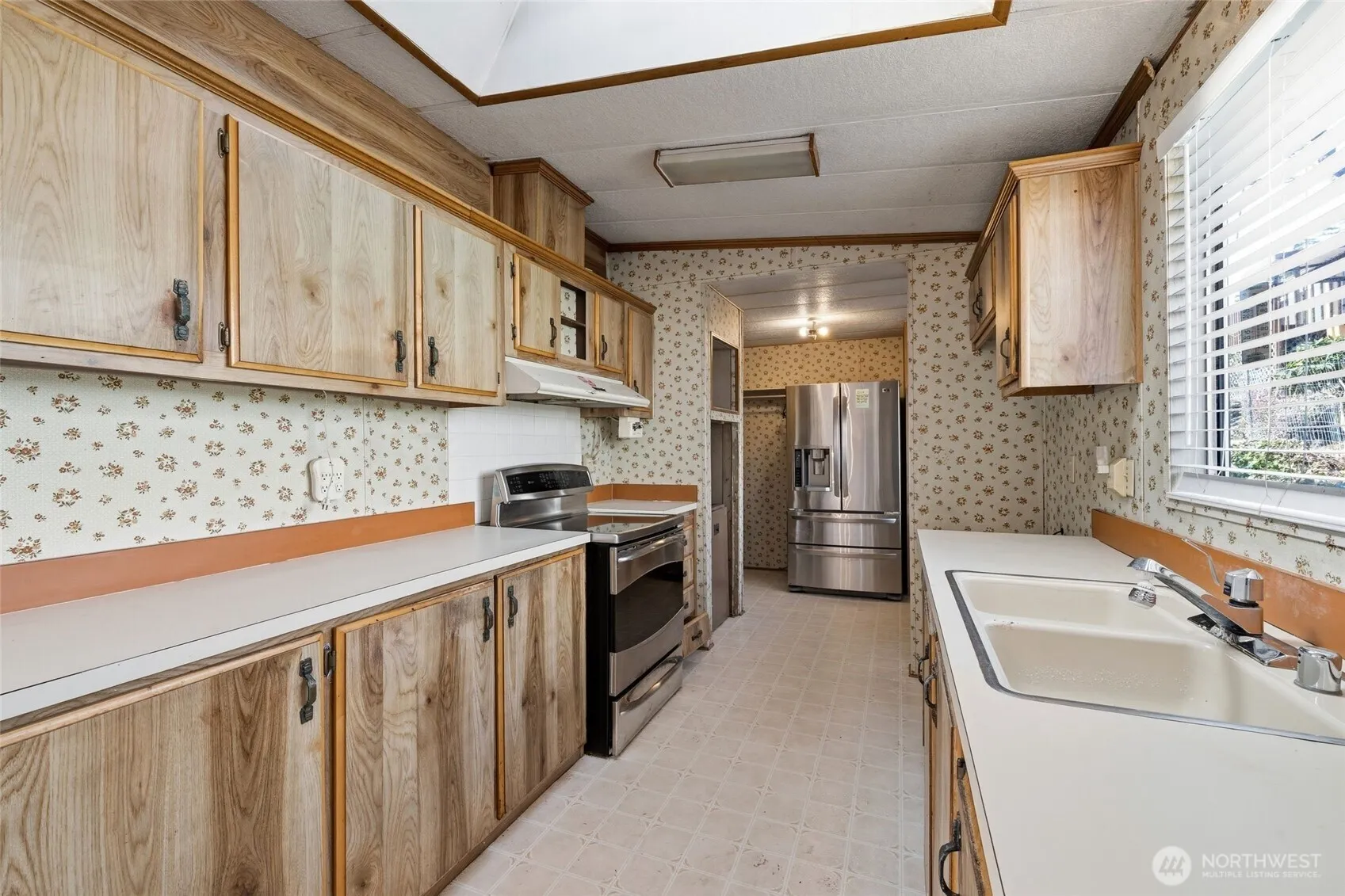 Property photo for 30901 State Route 20 #b5, Oak Harbor photo 5