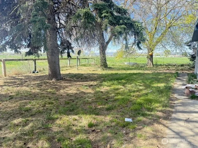 Property photo for 2493 Rd 19 Ne, Soap Lake photo 4