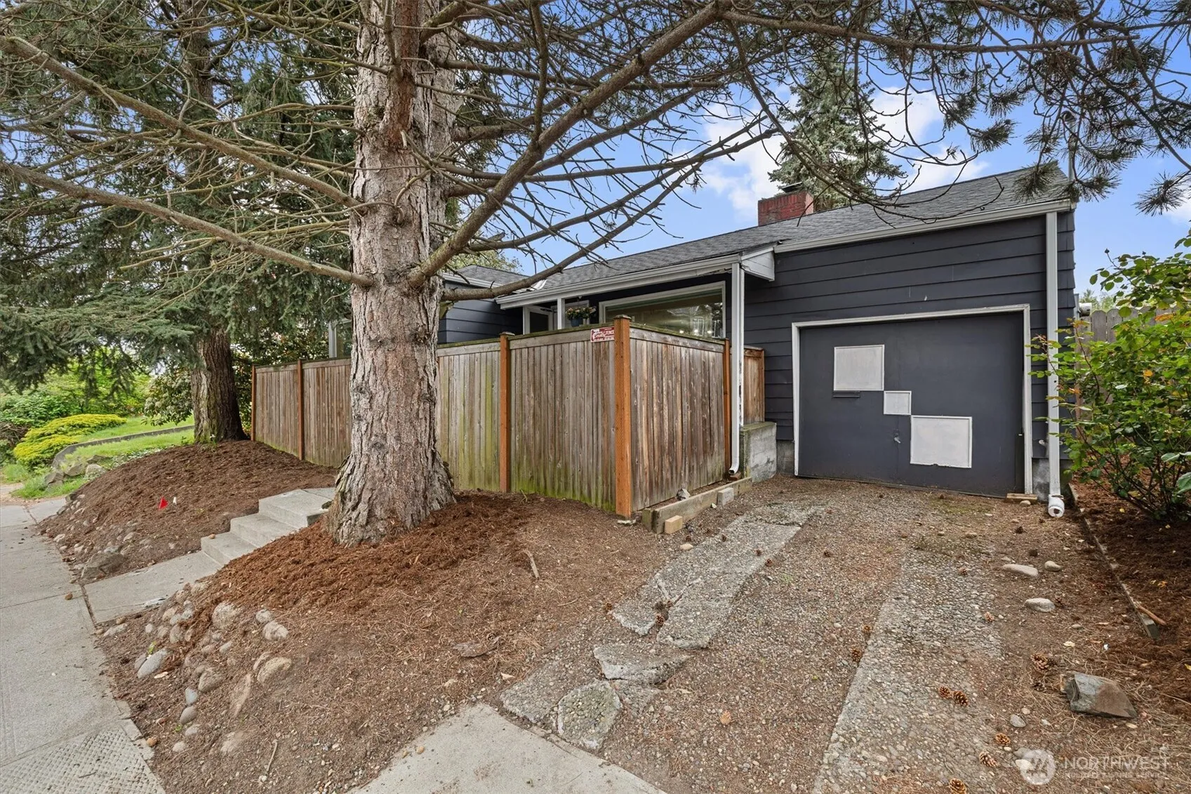 Property photo for 1309 N 85th Street, Seattle photo 3