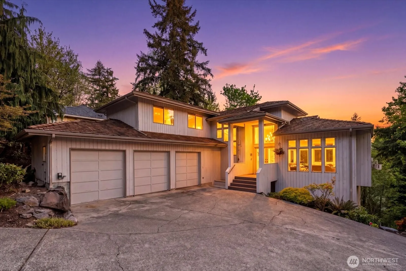 Property photo for 13032 204th Place Se, Issaquah