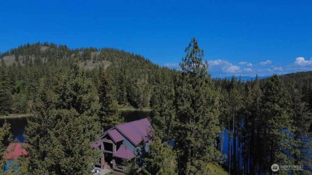 Property photo for 46 Little Bear Lane, Tonasket photo 4