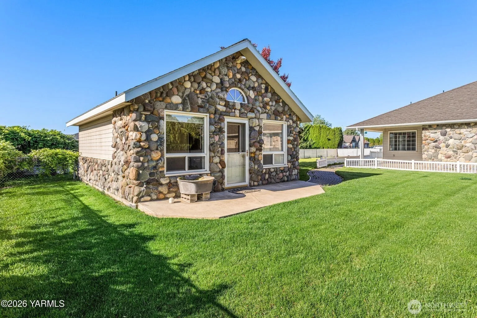Property photo for 8204 Midvale Road, Yakima photo 3