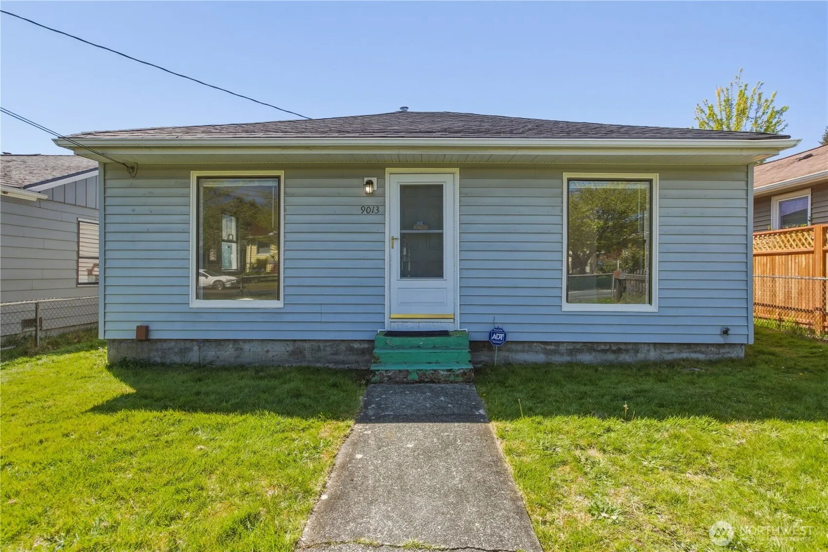 Property photo for 9013 Sw 11th Ave, Seattle
