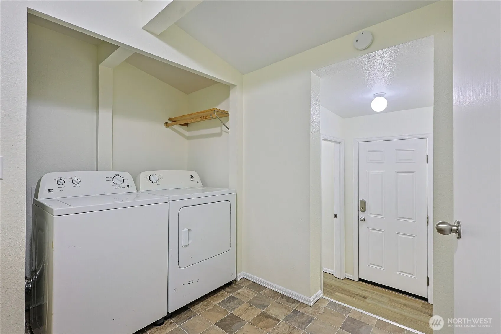 Property photo for 6412 Patton Avenue Sw, Lakewood photo 5
