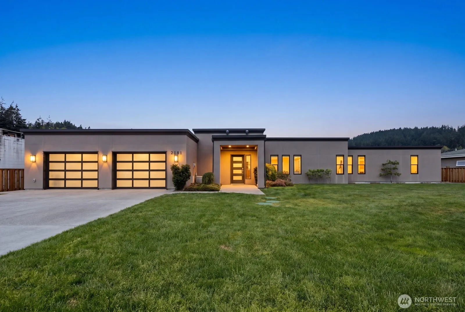 Property photo for 2181 Mariner Beach Drive, Oak Harbor