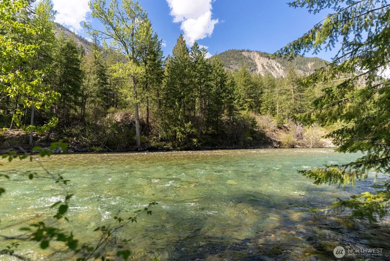 Property photo for 98 Cassel Way, Mazama
