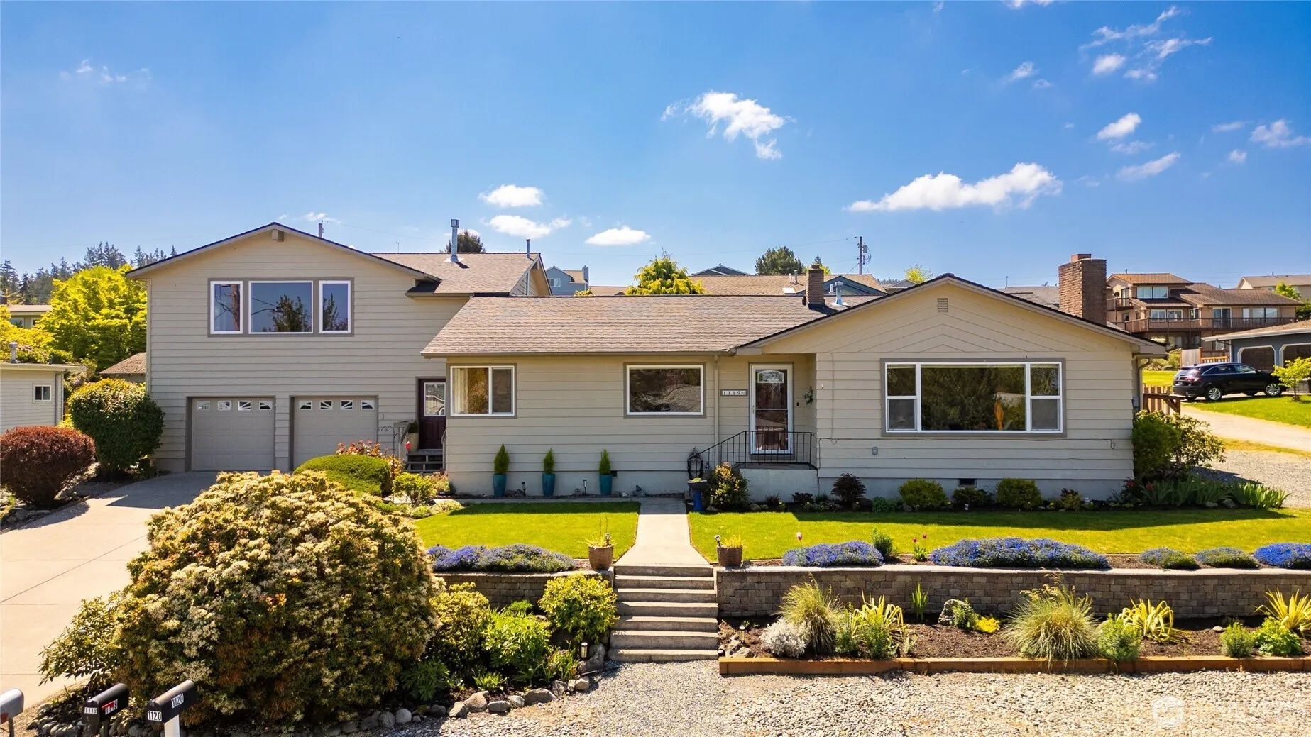 Property photo for 1119 Longview Avenue, Anacortes