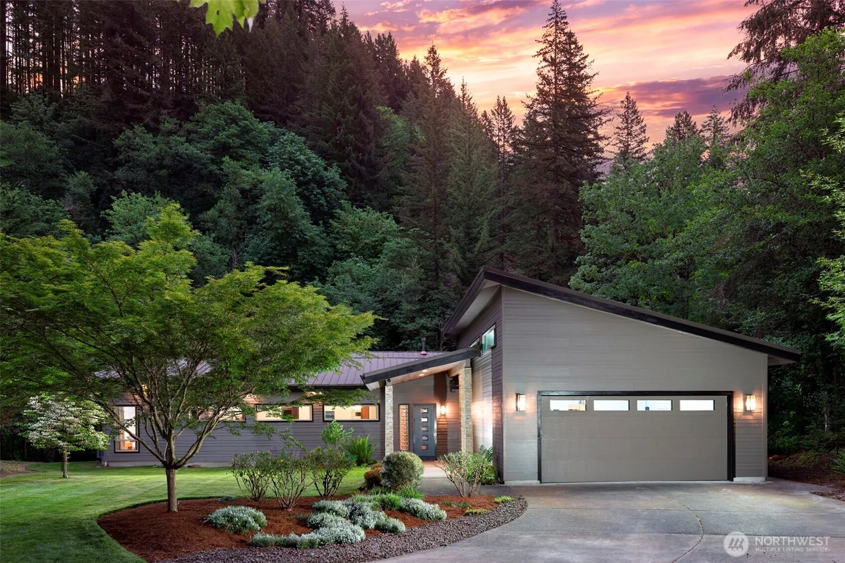 Property photo for 282 River Glen Road, Washougal