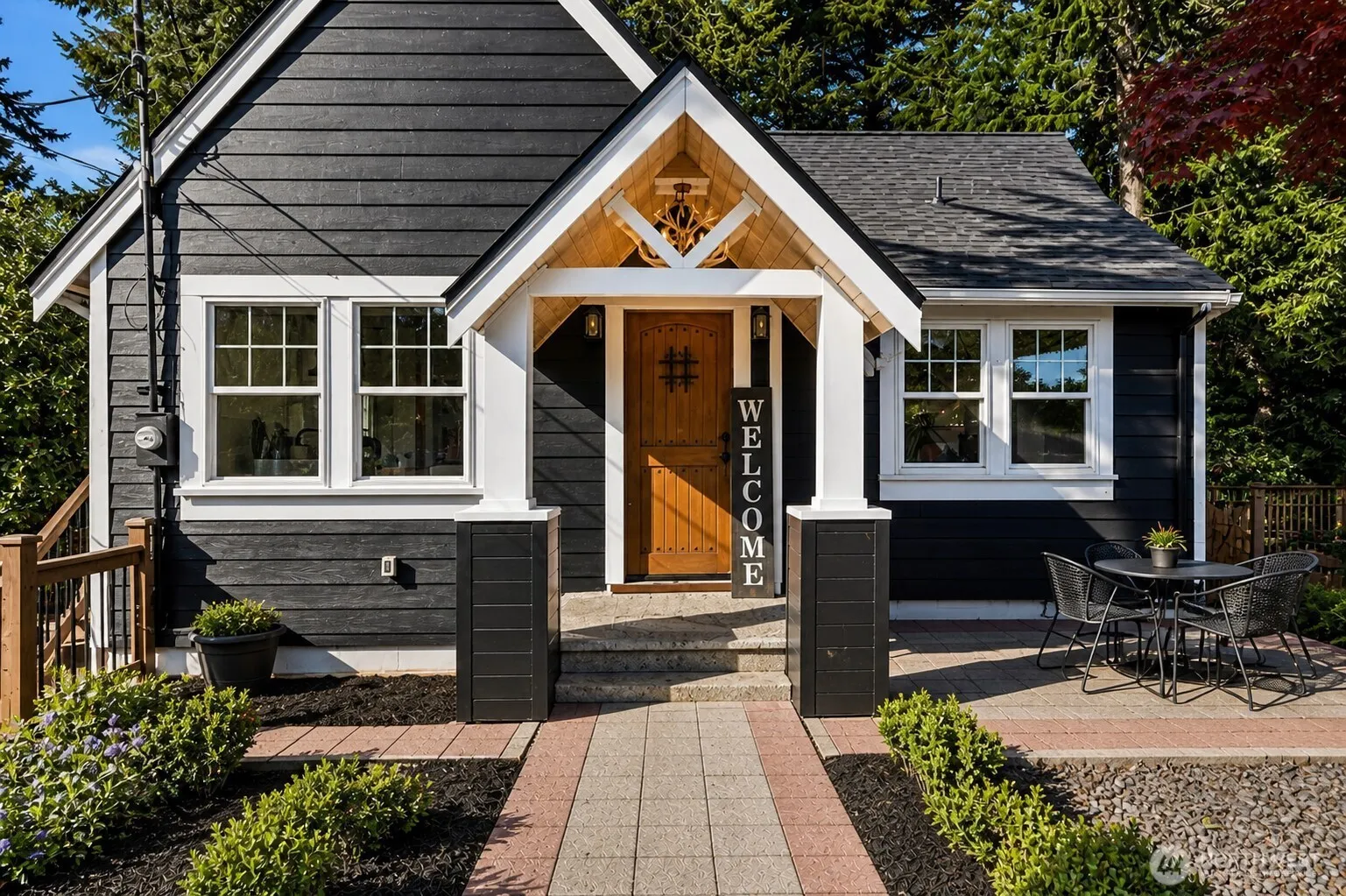 Property photo for 24305 90th Avenue W, Edmonds