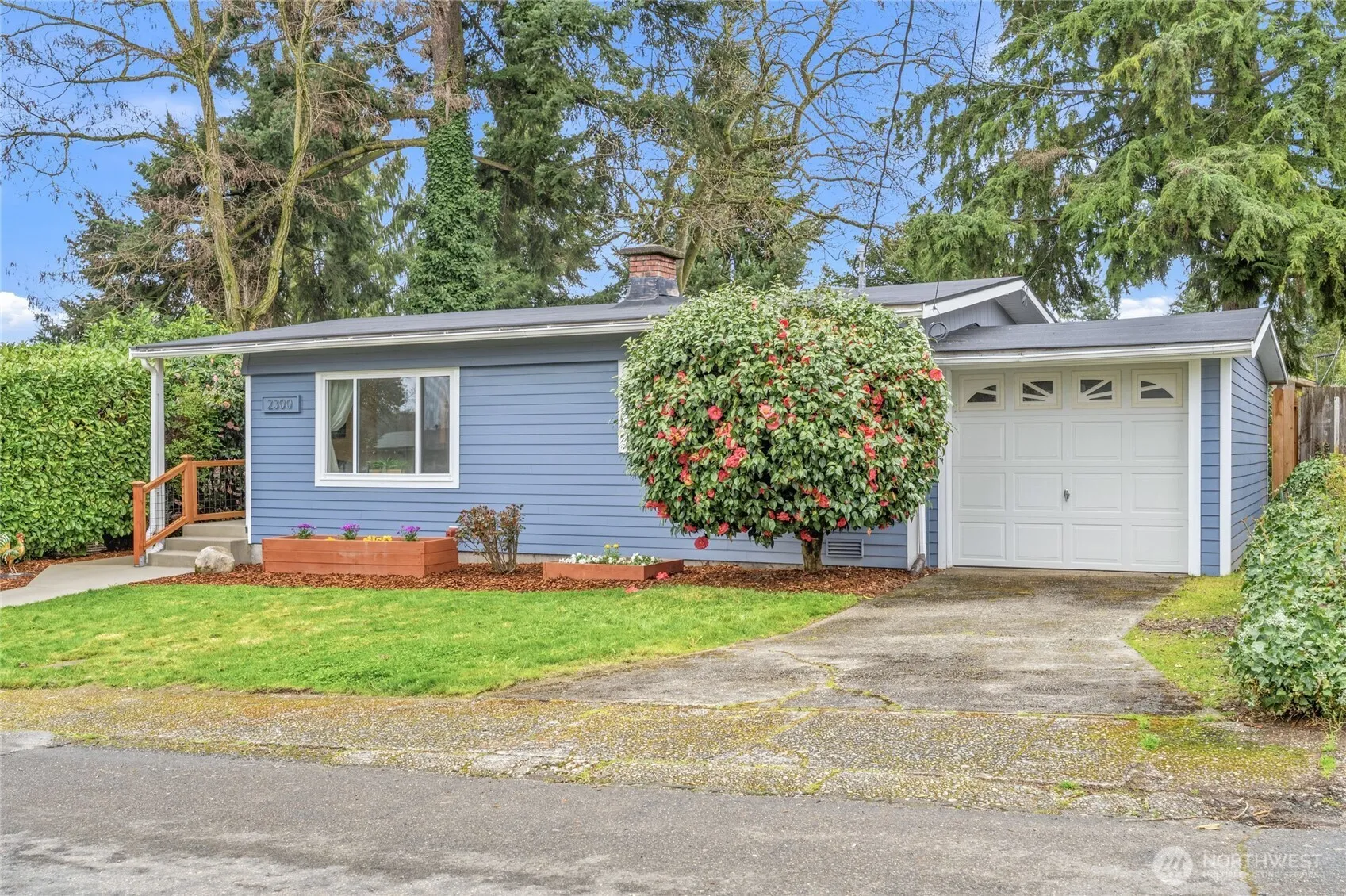 Property photo for 2300 Ne 8th Place, Renton photo 2