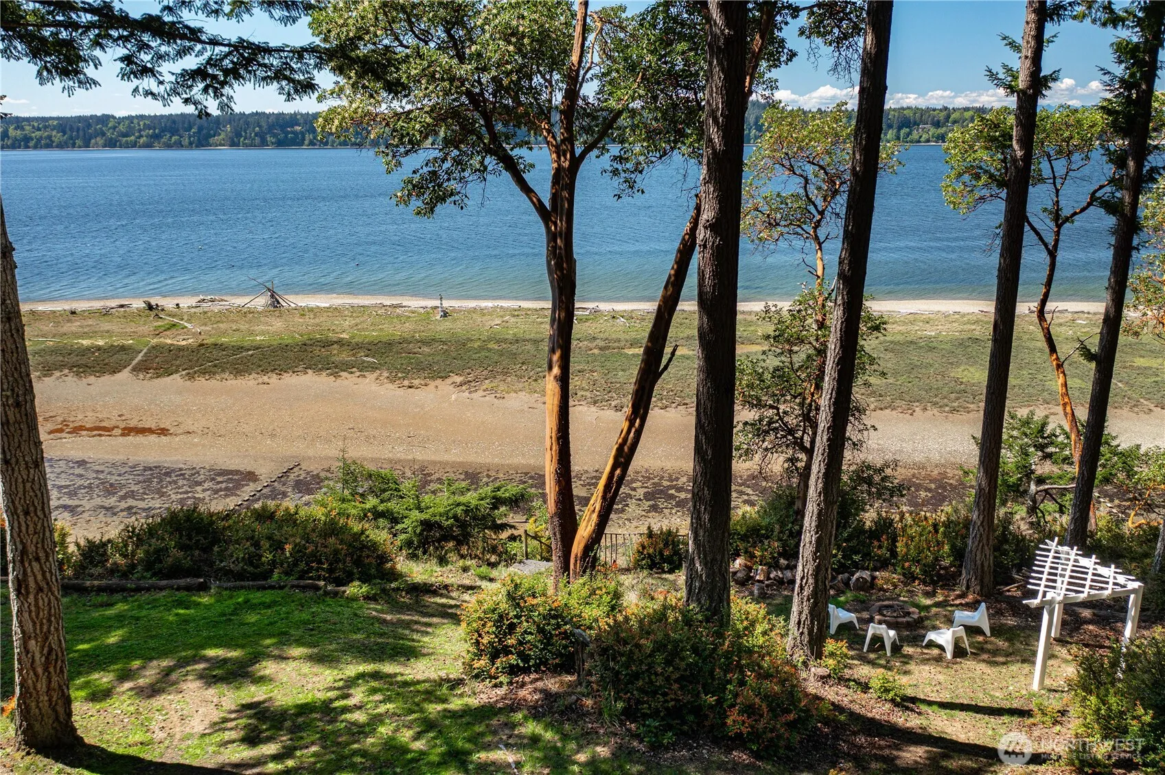 Property photo for 108 Herron Lane Nw, Lakebay photo 5