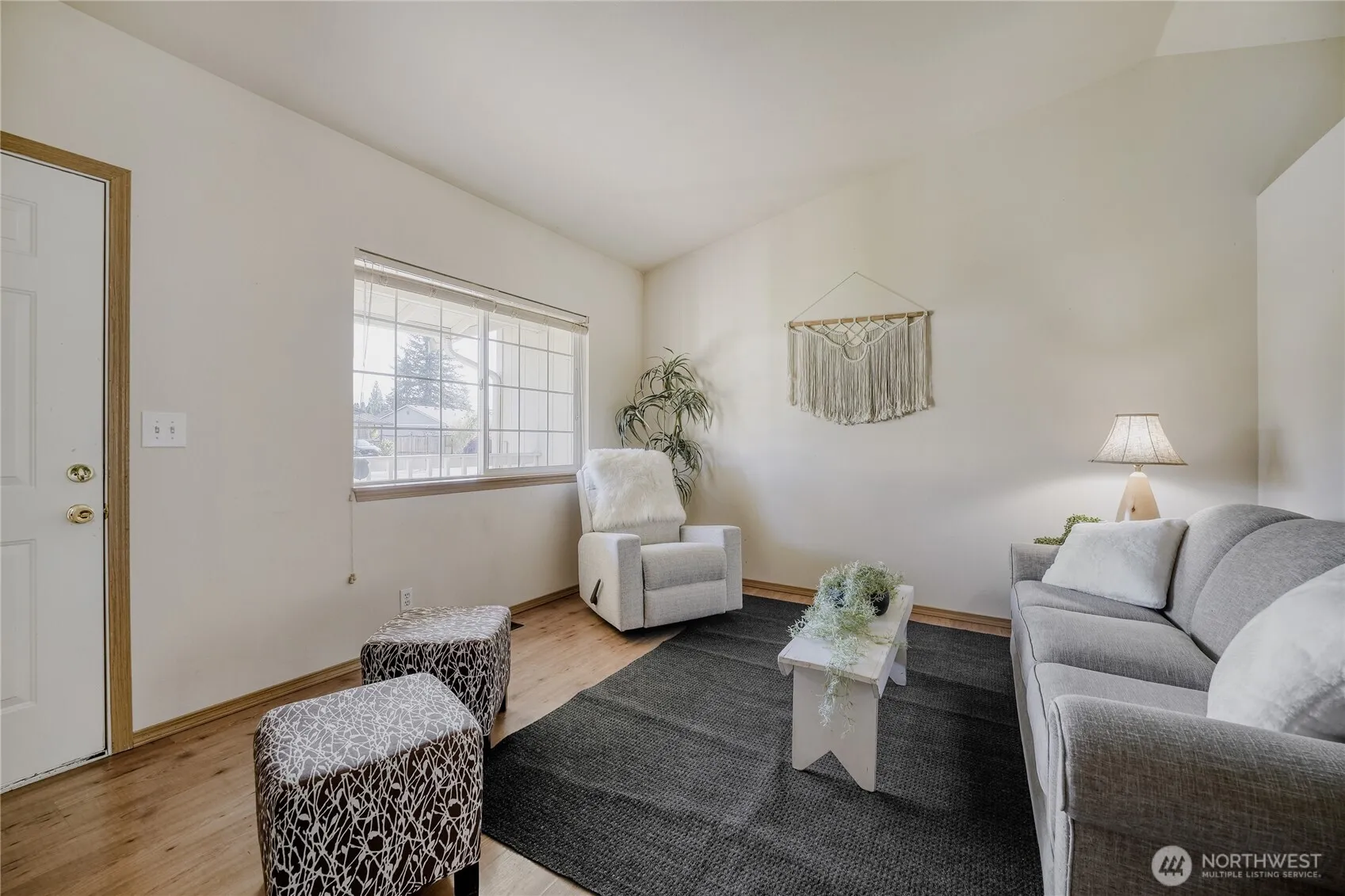 Property photo for 401 Hemlock Court, Sultan photo 3