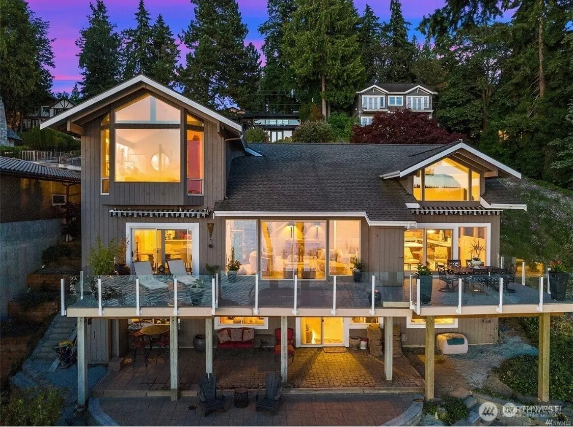 Property photo for 16035 Inglewood Road Ne, Kenmore
