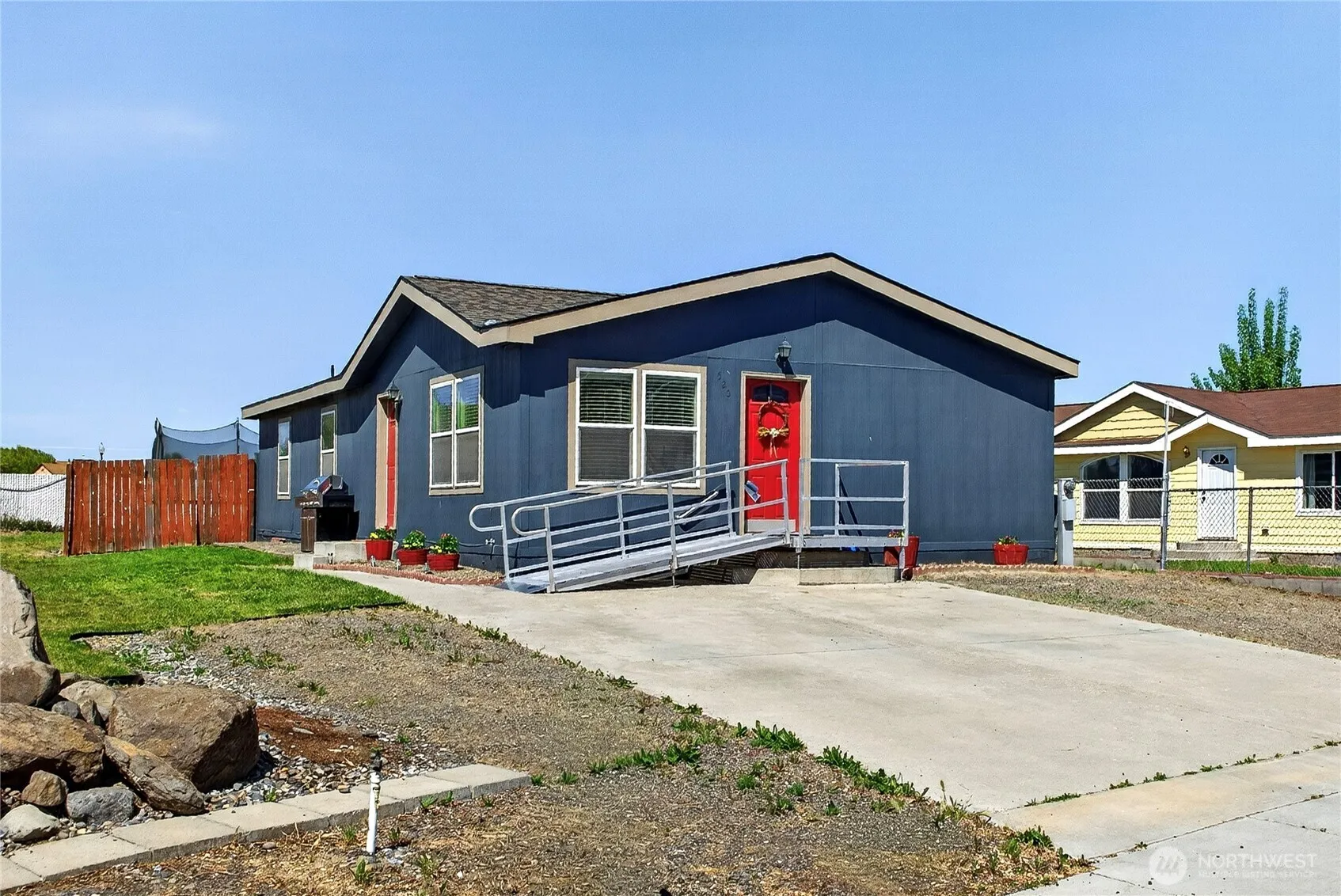 Property photo for 520 New Gate Drive, Prosser