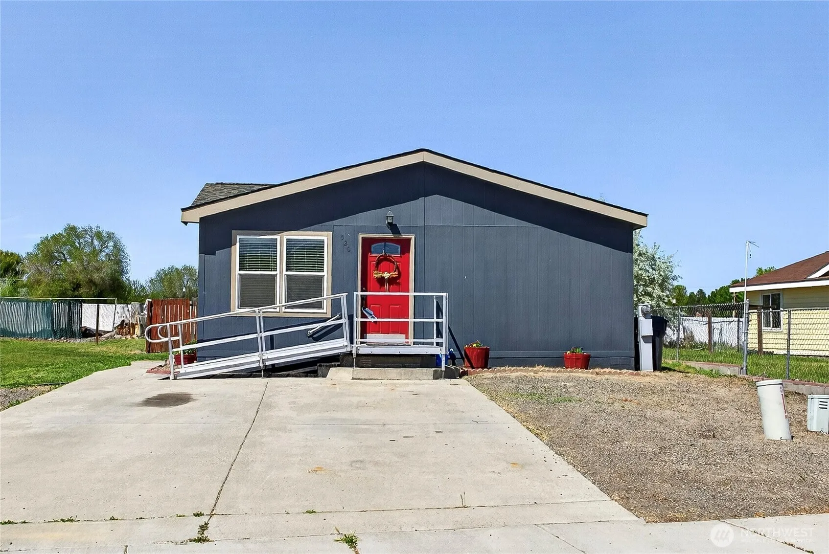 Property photo for 520 New Gate Drive, Prosser photo 2