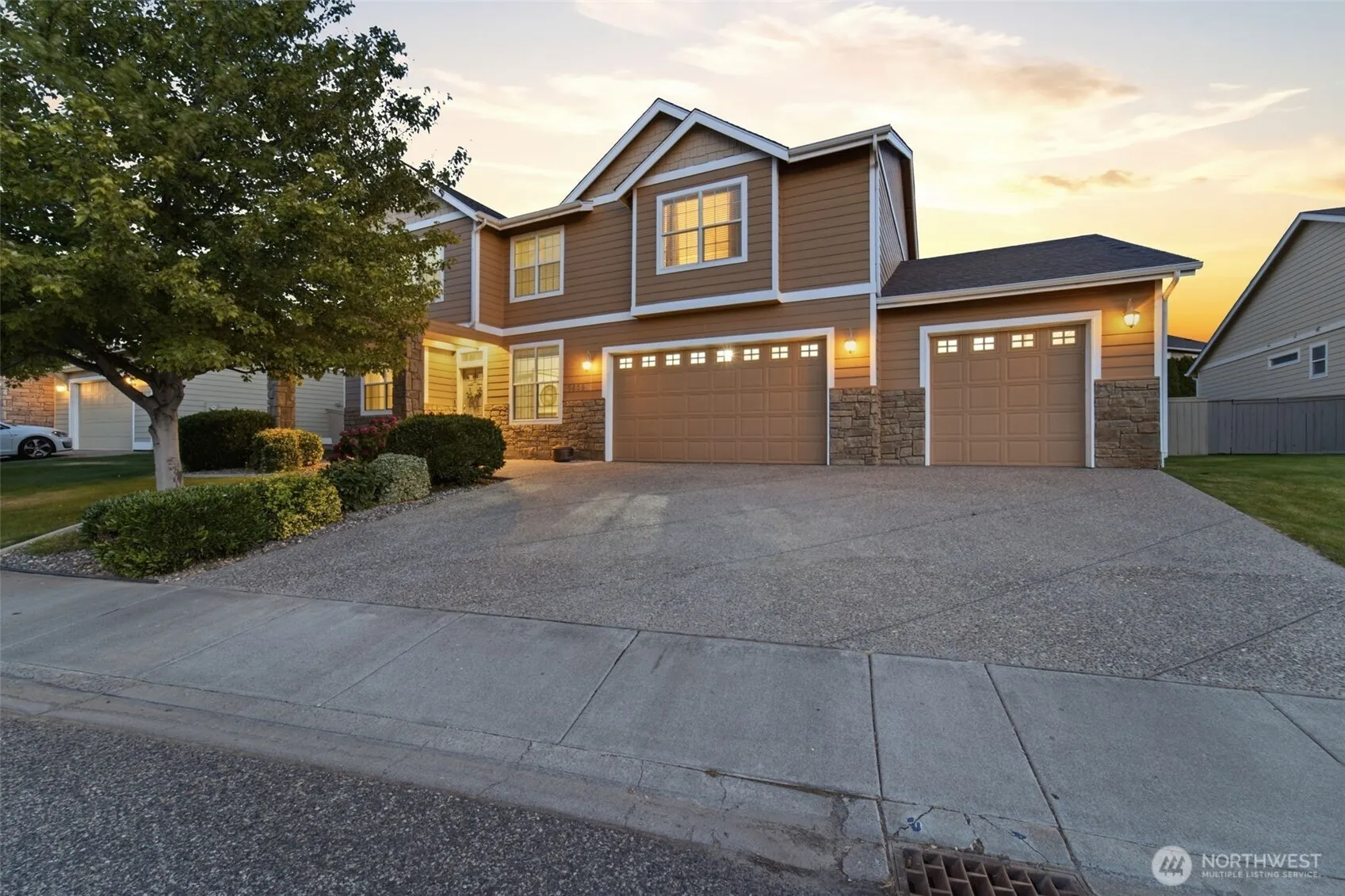 Property photo for 5609 W 14th Avenue, Kennewick