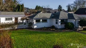 Property photo for 436 Wells Avenue N, Renton photo 2