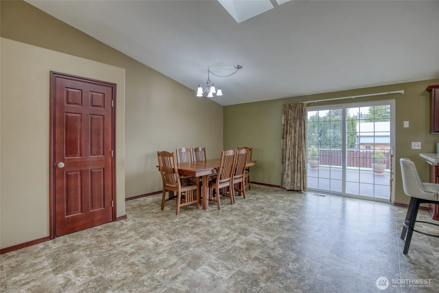 Property photo for 285 Meadow Loop, Montesano photo 5