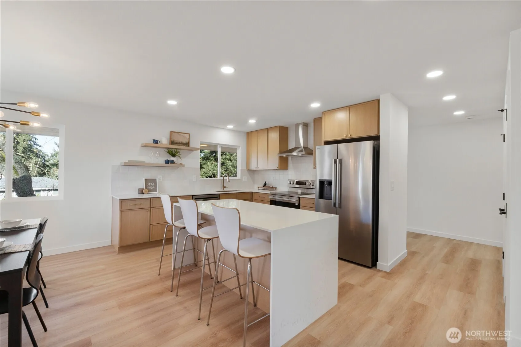 Property photo for 13022 15th Avenue Sw, Burien photo 4