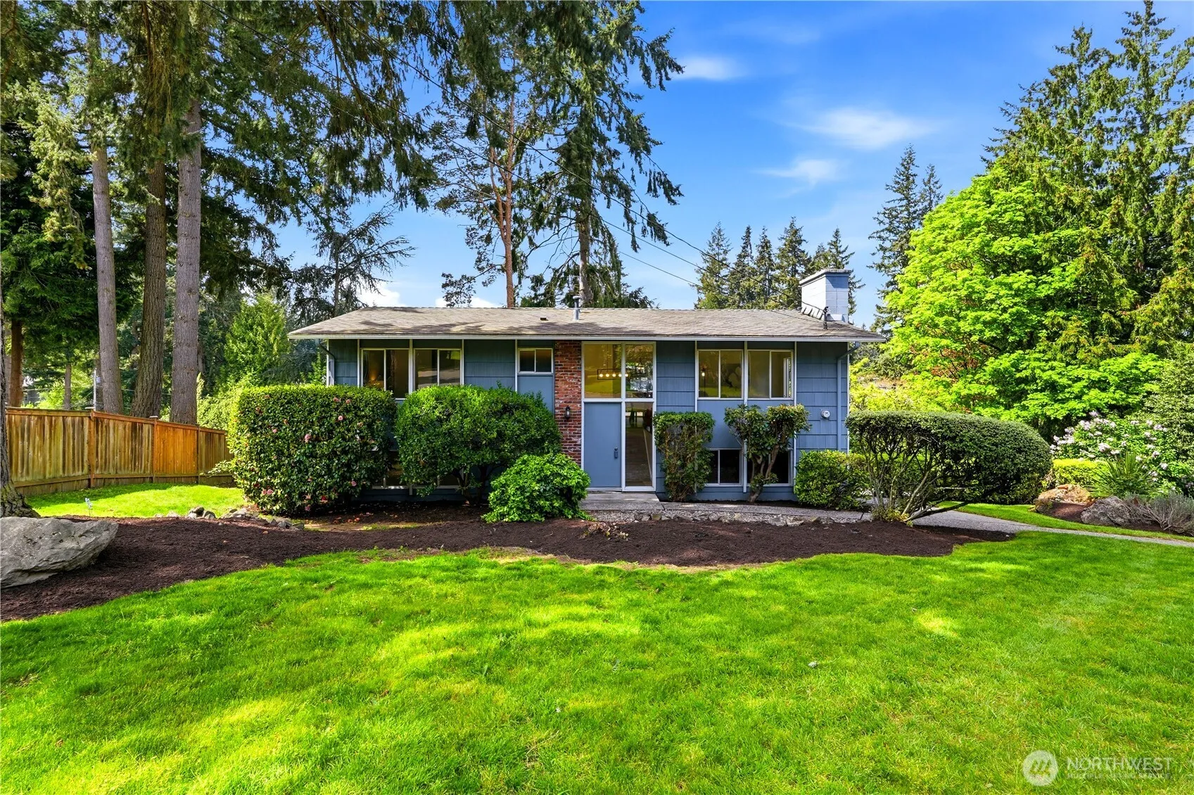 Property photo for 14613 Se 16th Place, Bellevue