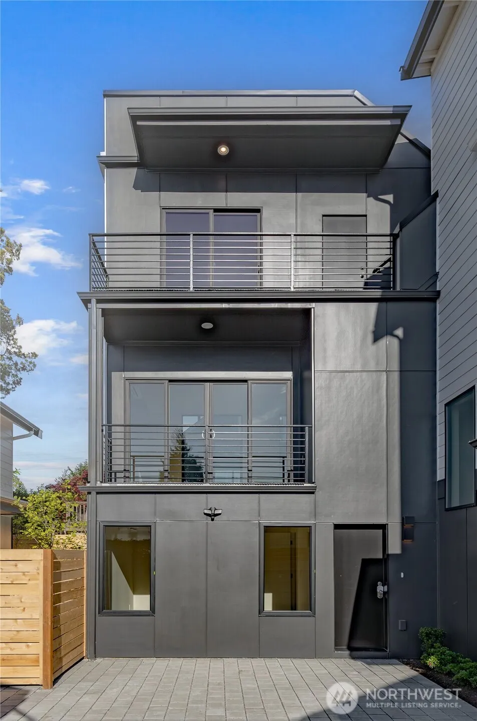 Property photo for 326 Nw 80th Street #b, Seattle