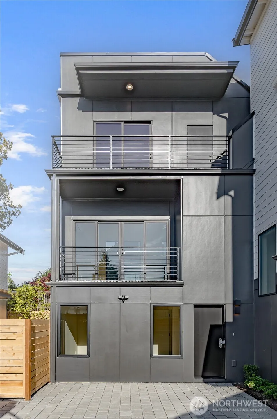 Property photo for 326 Nw 80th Street #b, Seattle