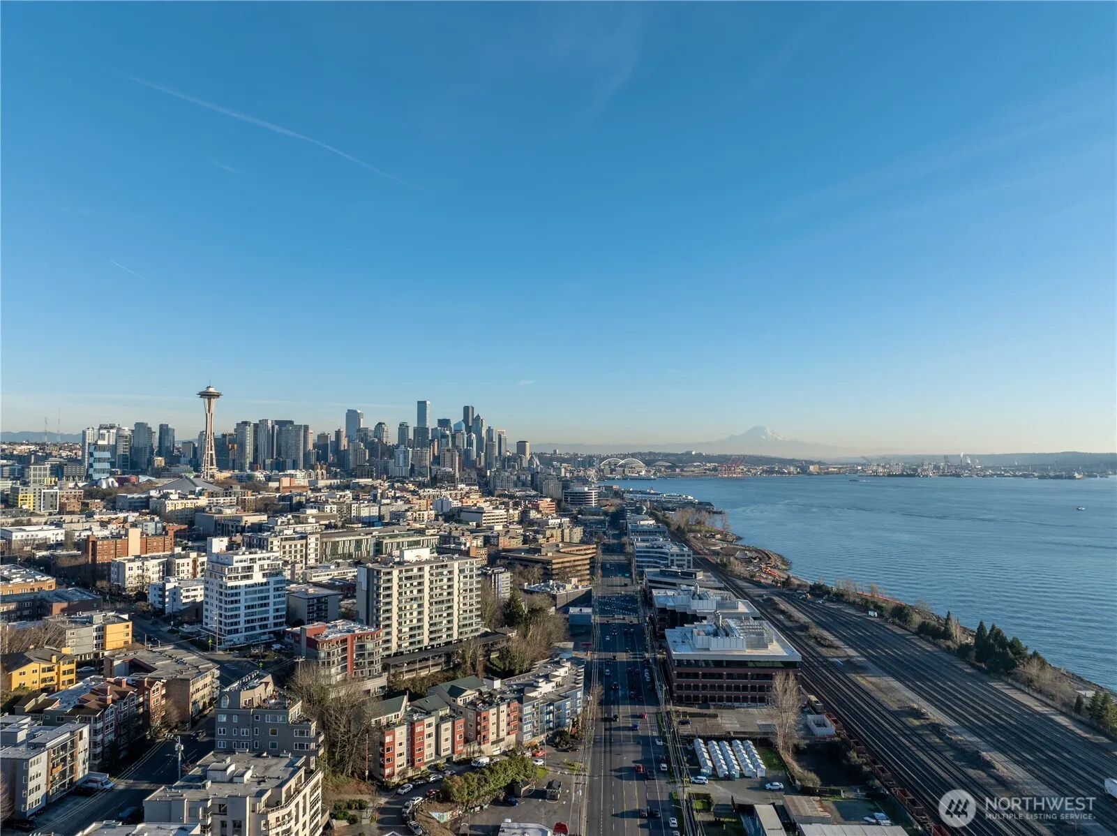Property photo for 601 W Mercer Place #301, Seattle photo 3