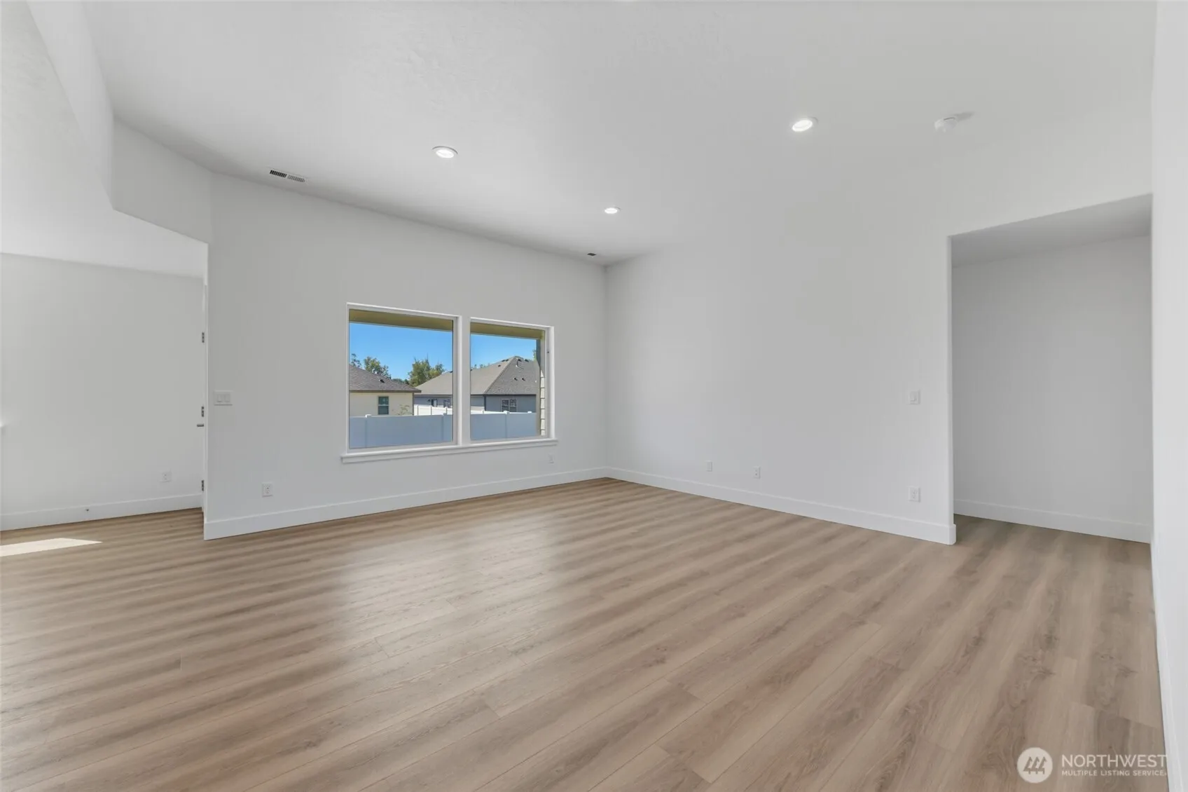 Property photo for 320 N Montana Street, Moses Lake photo 5