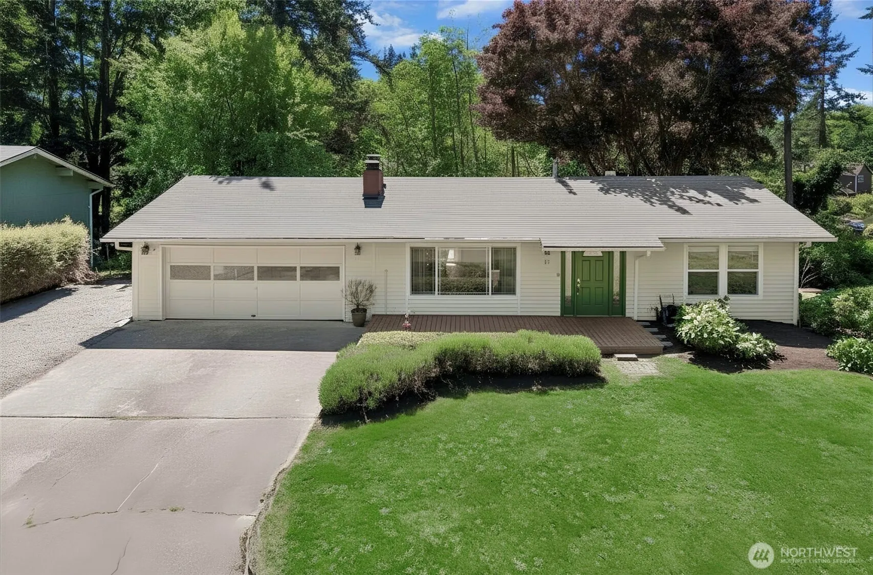 711 Eagle Cliff Rd Ne, Bainbridge Island