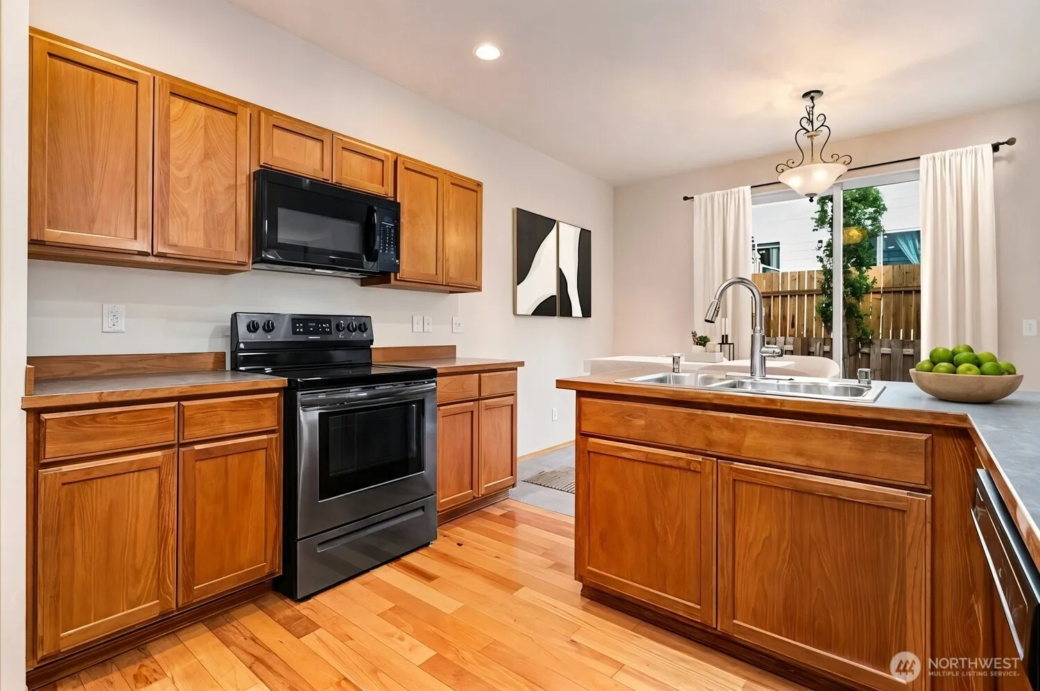 Property photo for 19124 97 Avenue Ct E, Puyallup photo 4