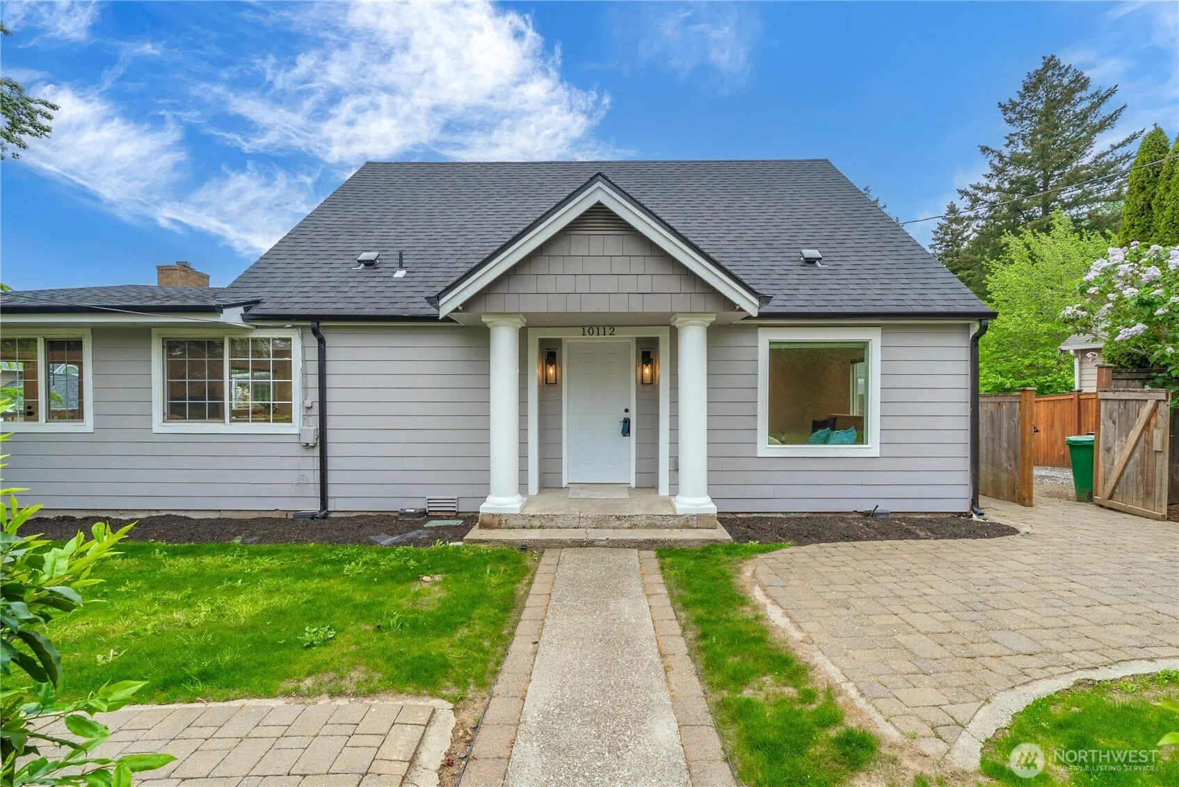 Property photo for 10112 Se 200th Street, Kent