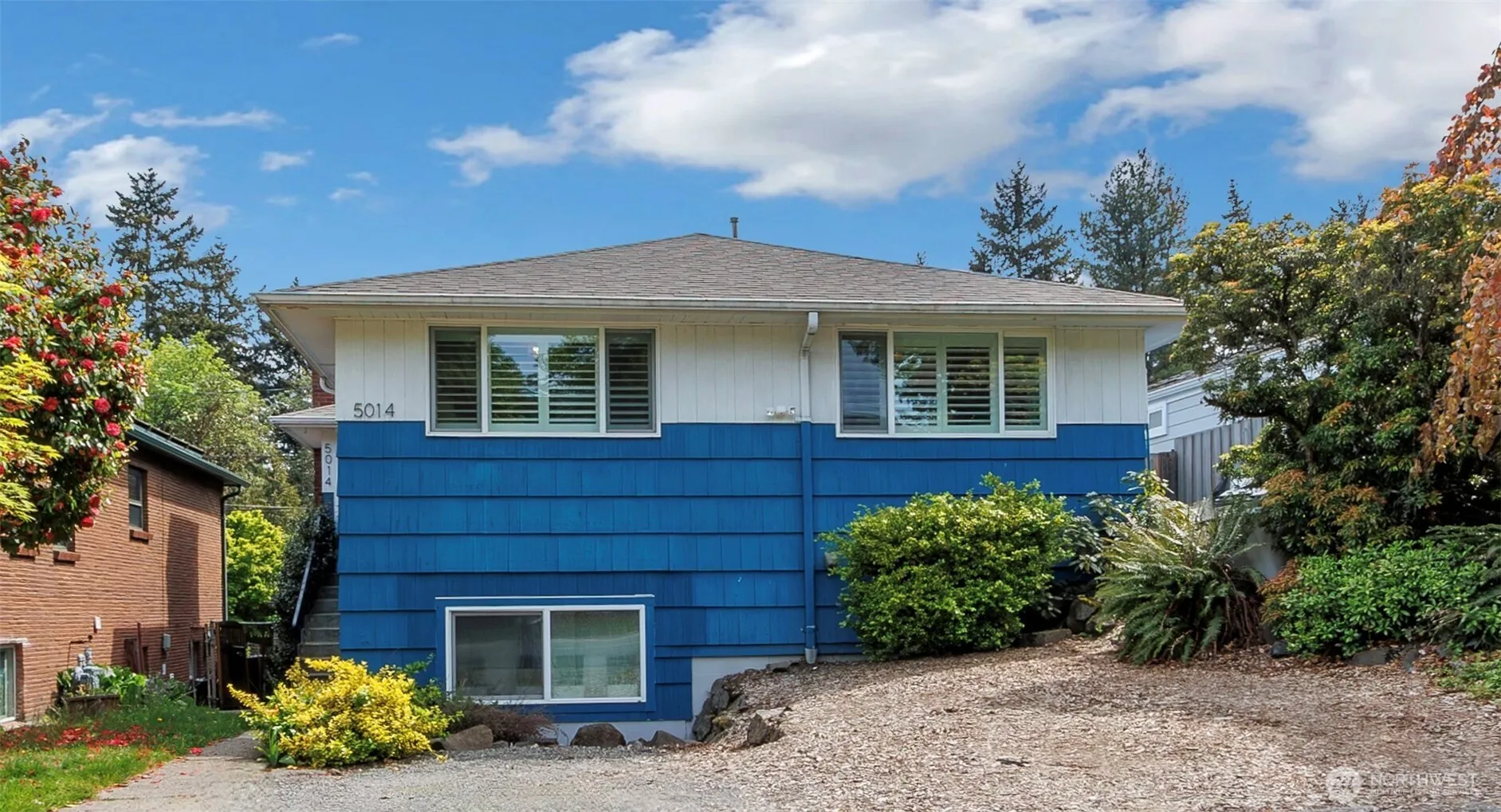 Property photo for 5014 35th Avenue Sw, Seattle