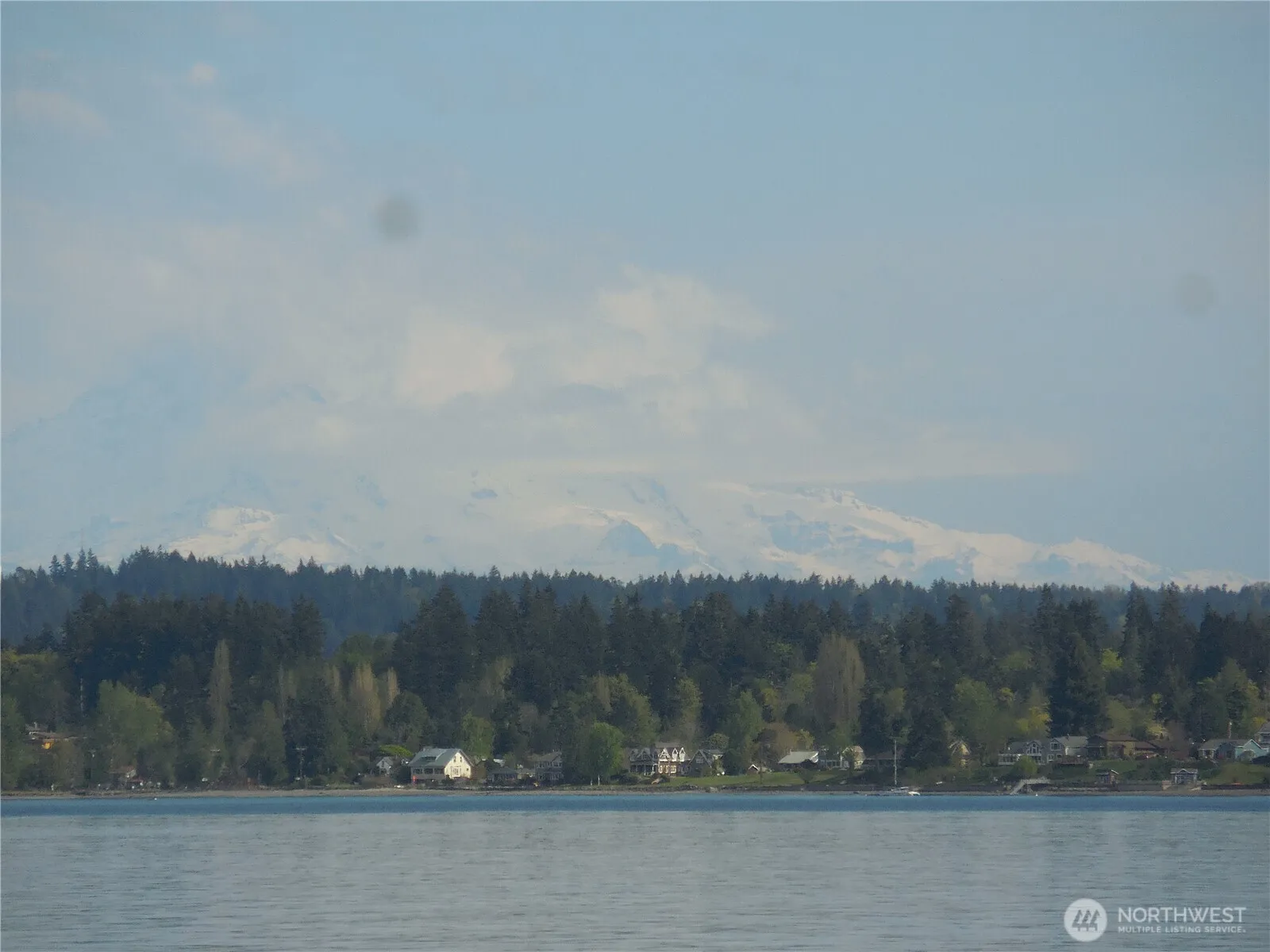 Property photo for 1239 Colchester Drive E, Port Orchard photo 3