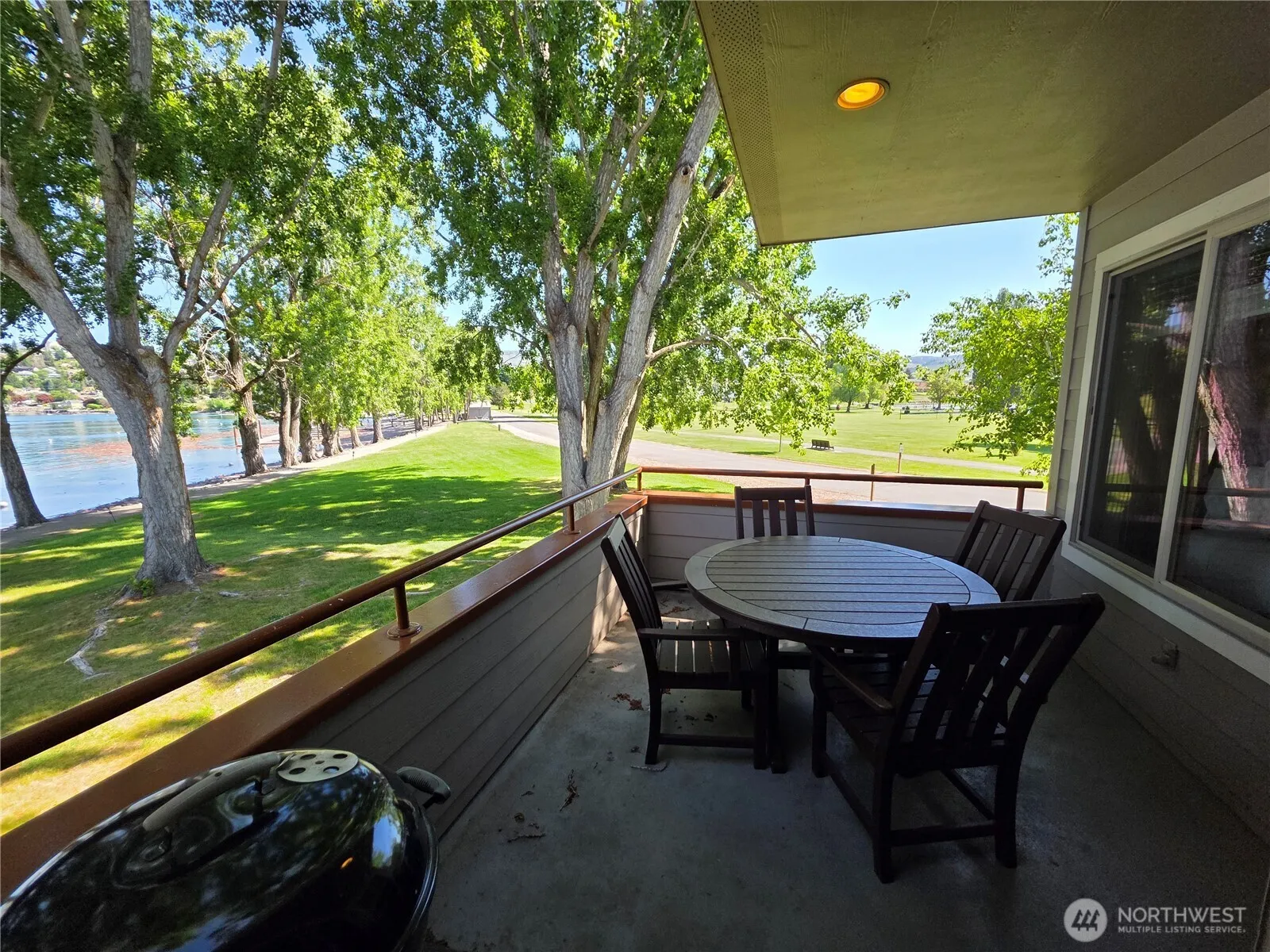 Property photo for 1 Beach 557-e, Manson photo 2