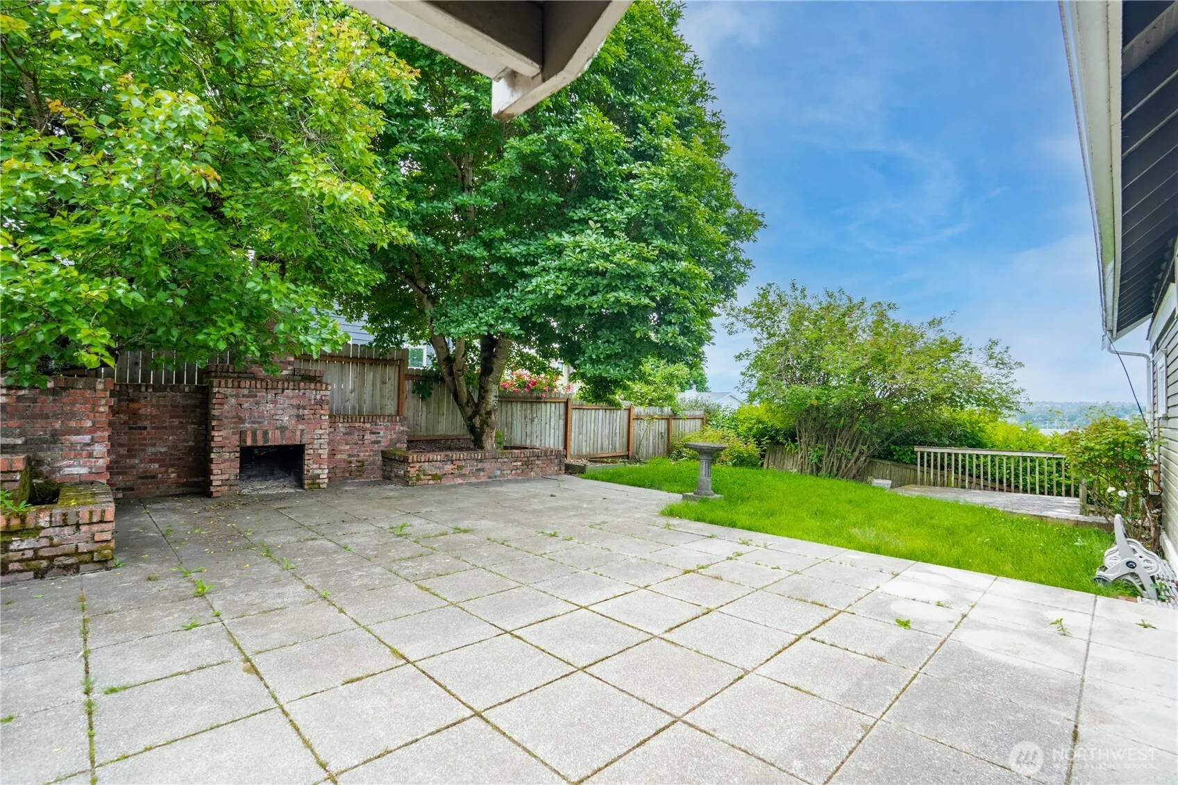 Property photo for 400 Cedar Avenue S, Renton photo 4