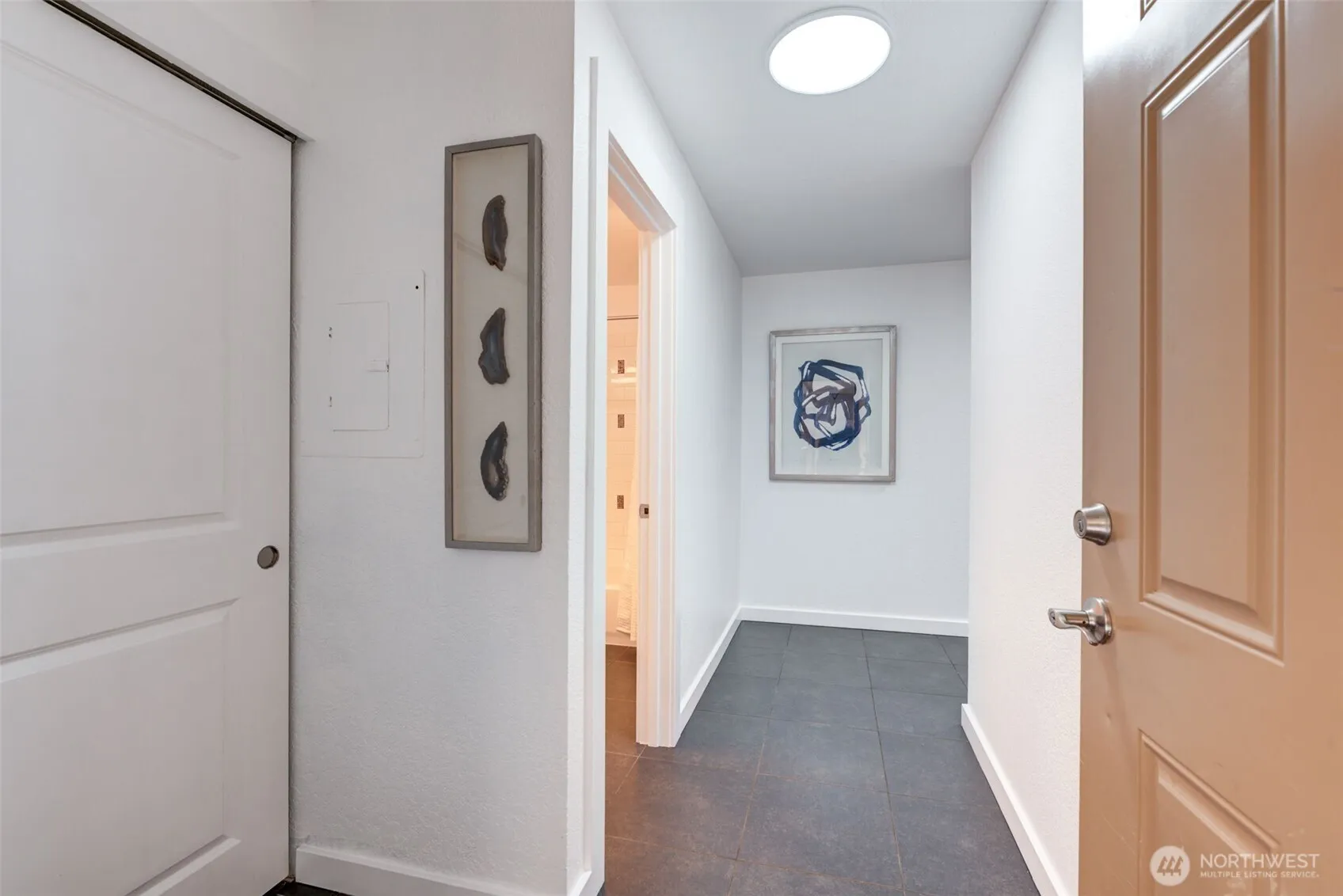 Property photo for 840 Ne 125th Street #206, Seattle photo 3