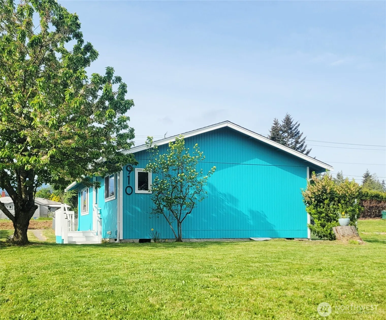 Property photo for 910 W 16th Street, Port Angeles