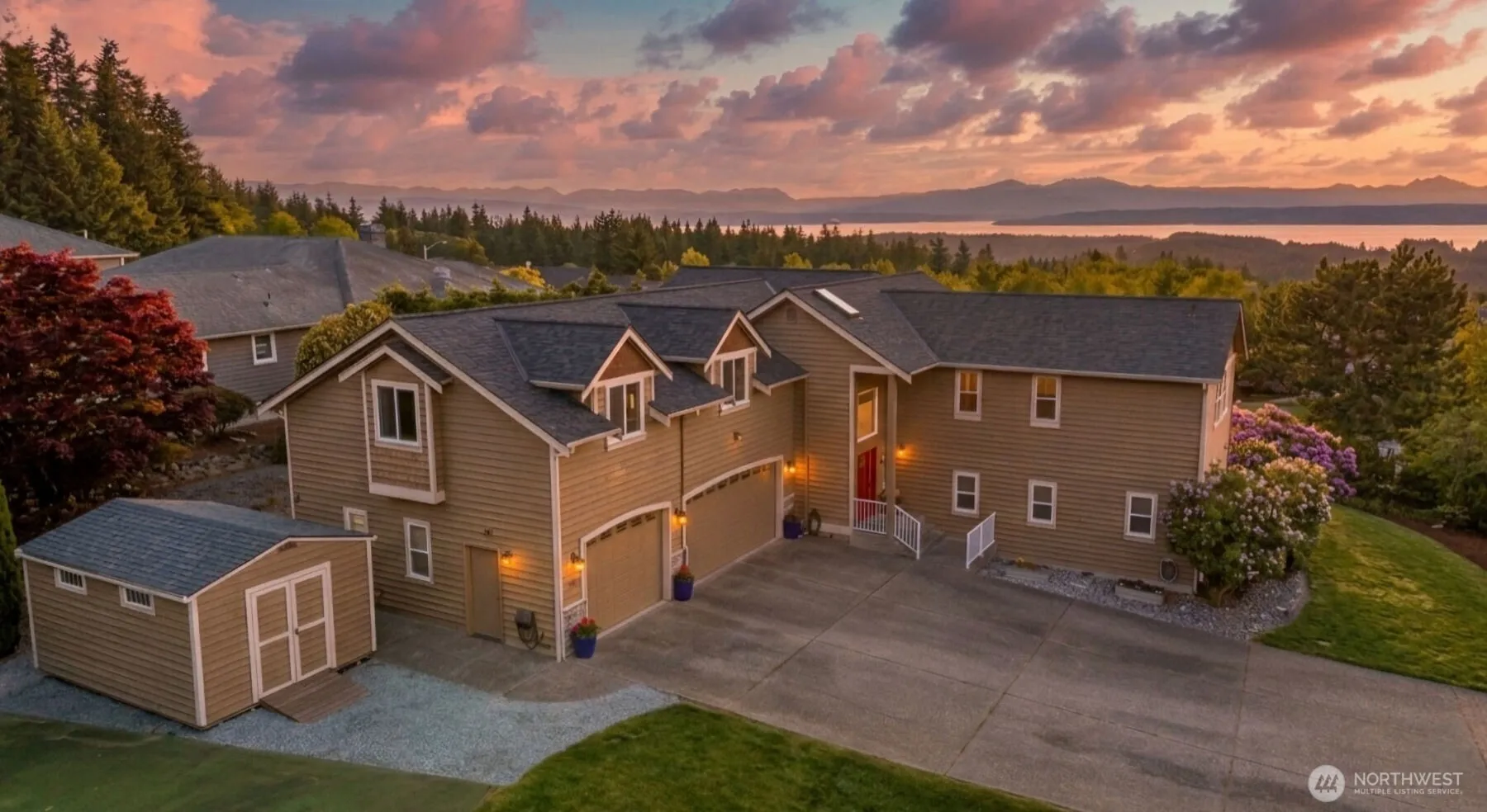 Property photo for 108 Glacier Peak Drive, Camano Island
