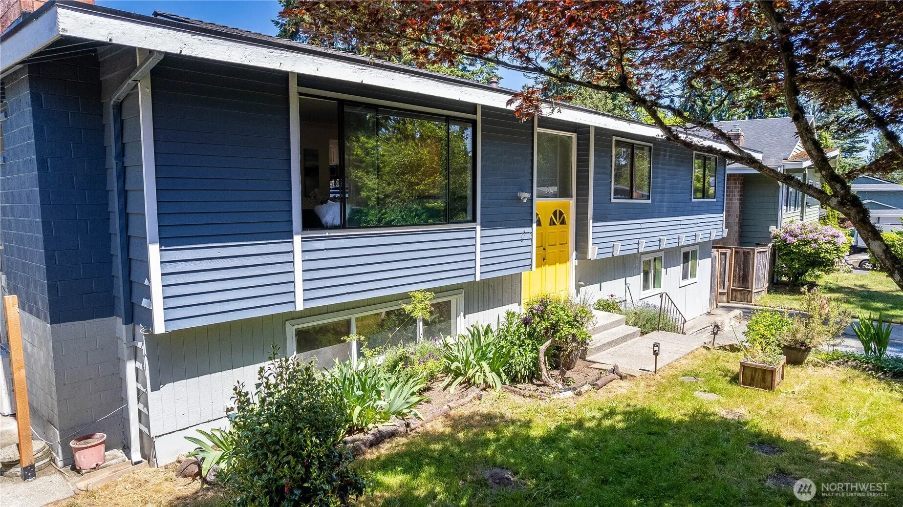 Property photo for 2104 N 188th Street, Shoreline photo 3
