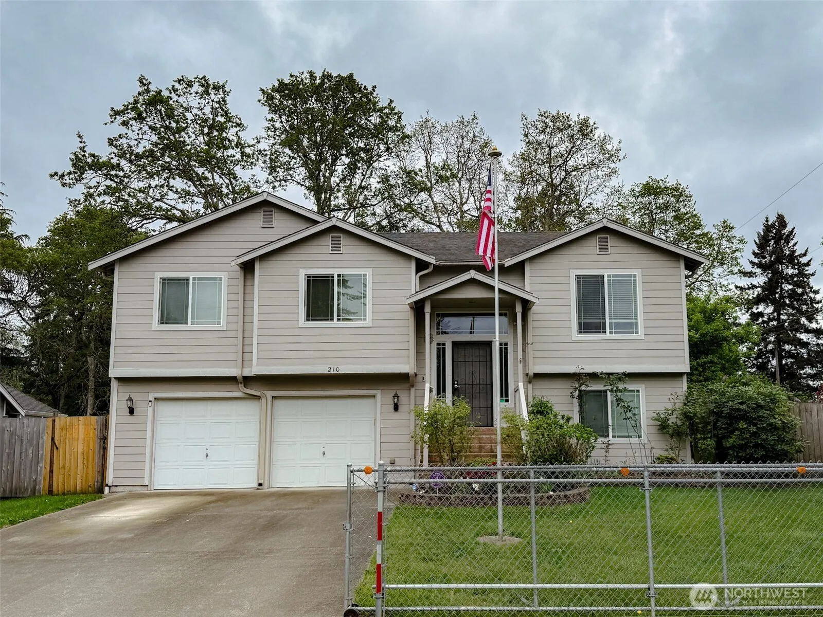 Property photo for 210 166th Street E, Spanaway