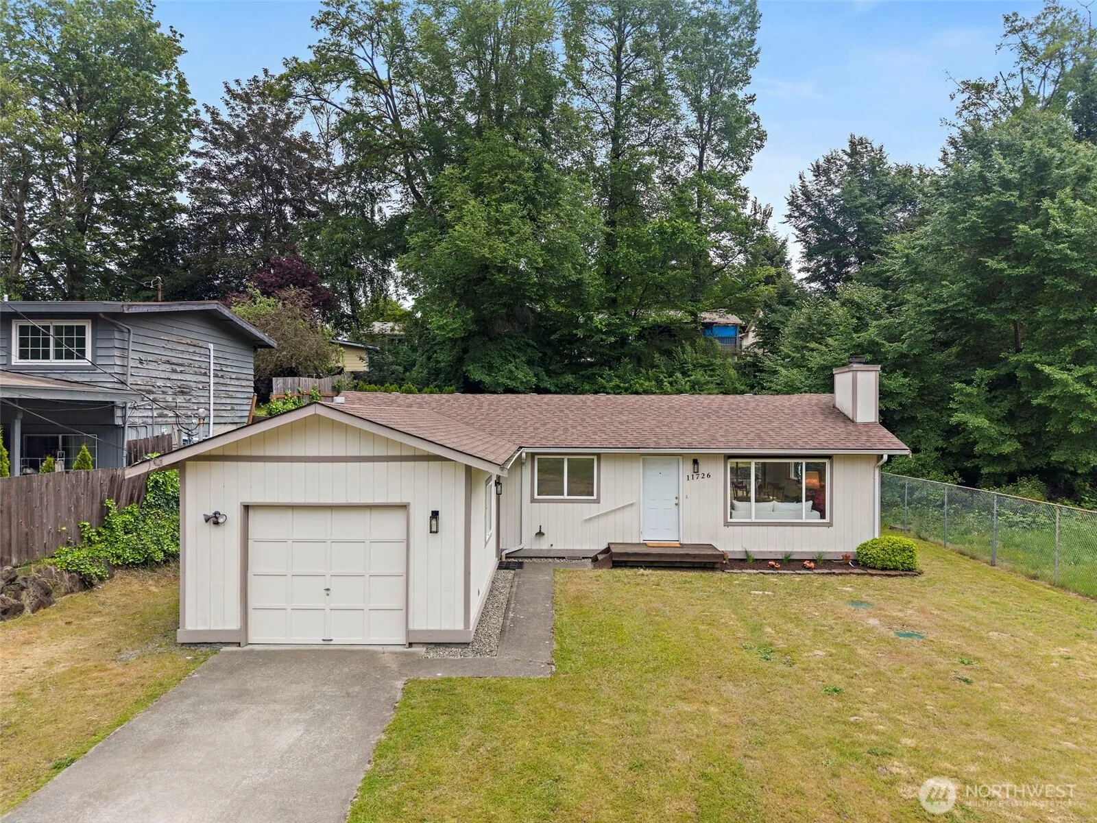 Property photo for 11726 8th Avenue S, Burien photo 4