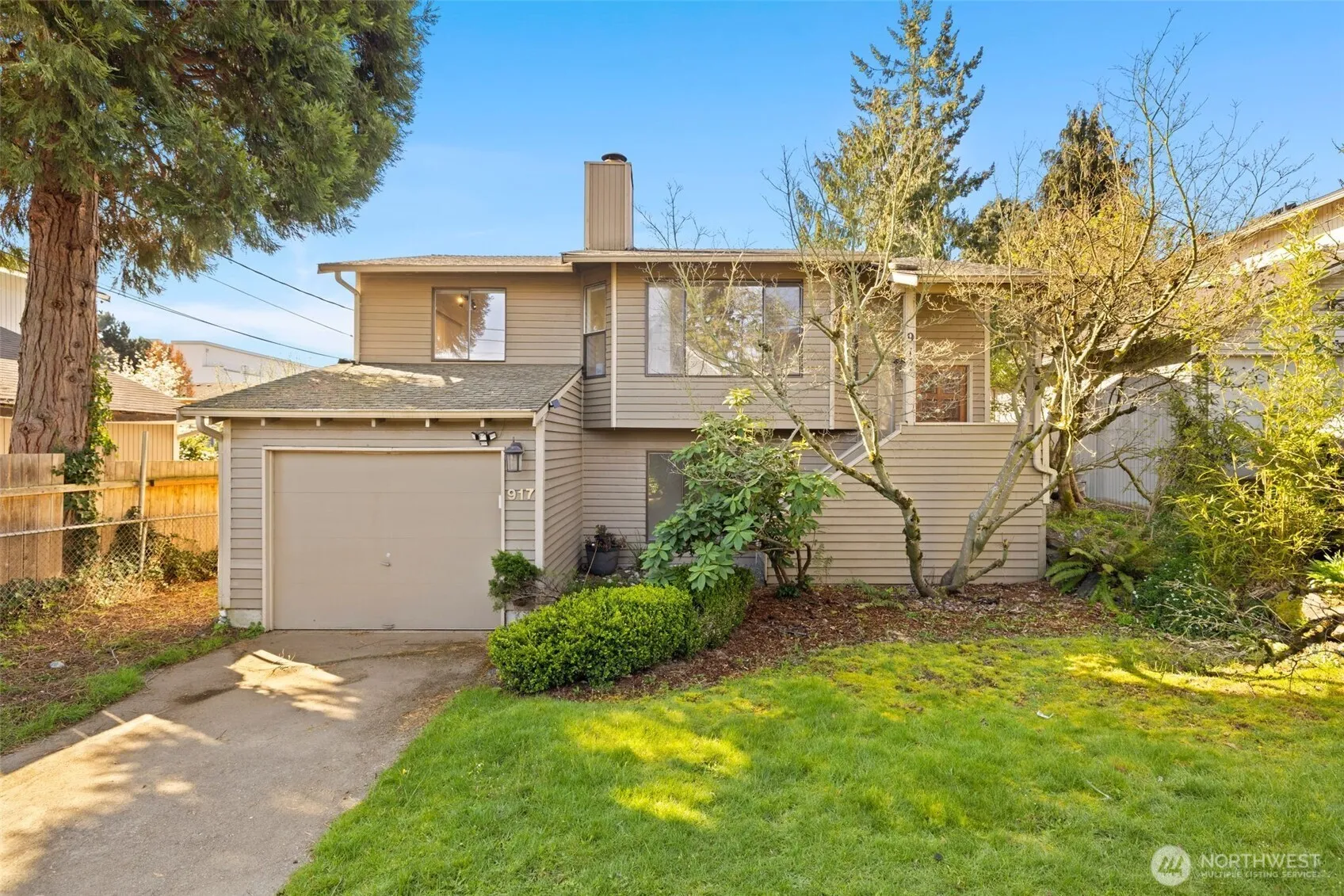 917 N 100th Street, Seattle