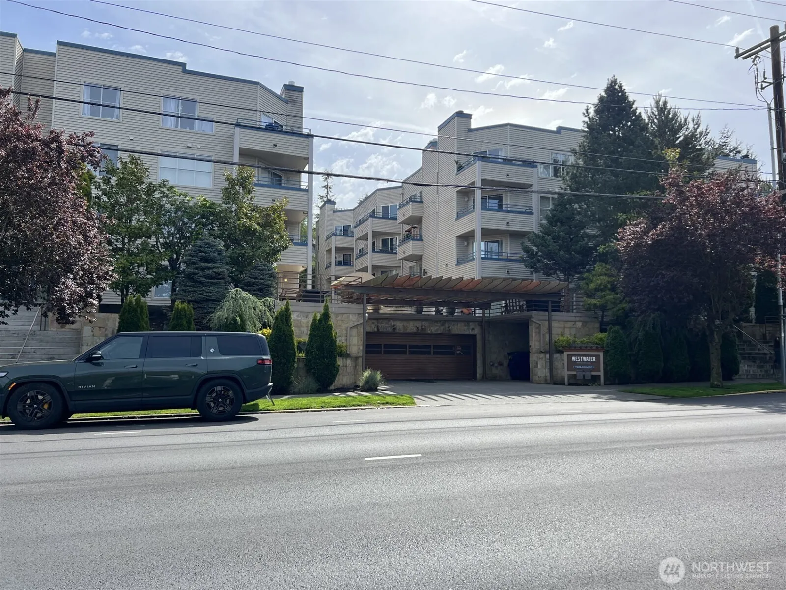 Property photo for 6960 California Avenue Sw #a308, Seattle, WA 98136