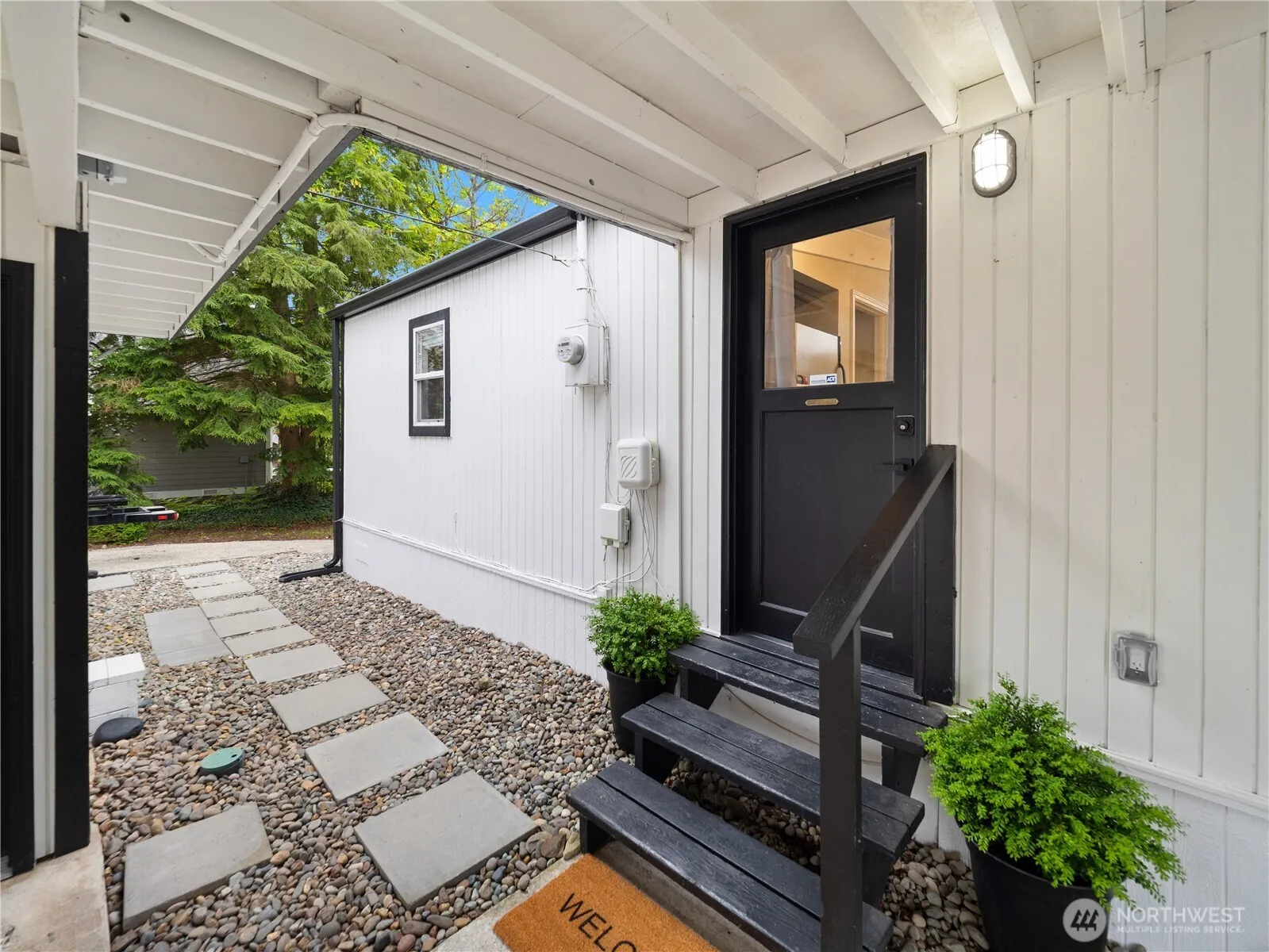 Property photo for 29800 224th Avenue Se, Black Diamond photo 4