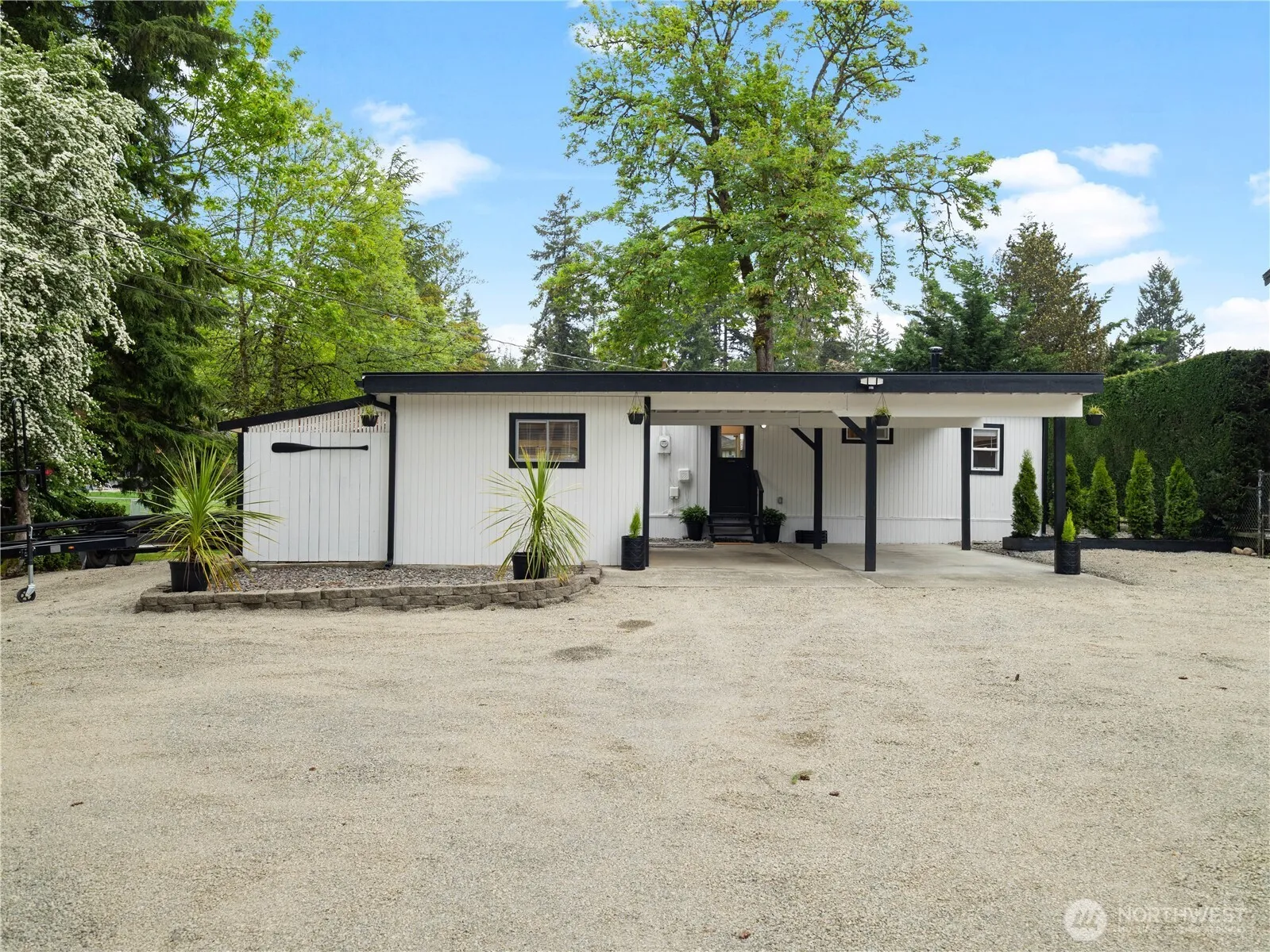 Property photo for 29800 224th Avenue Se, Black Diamond photo 3