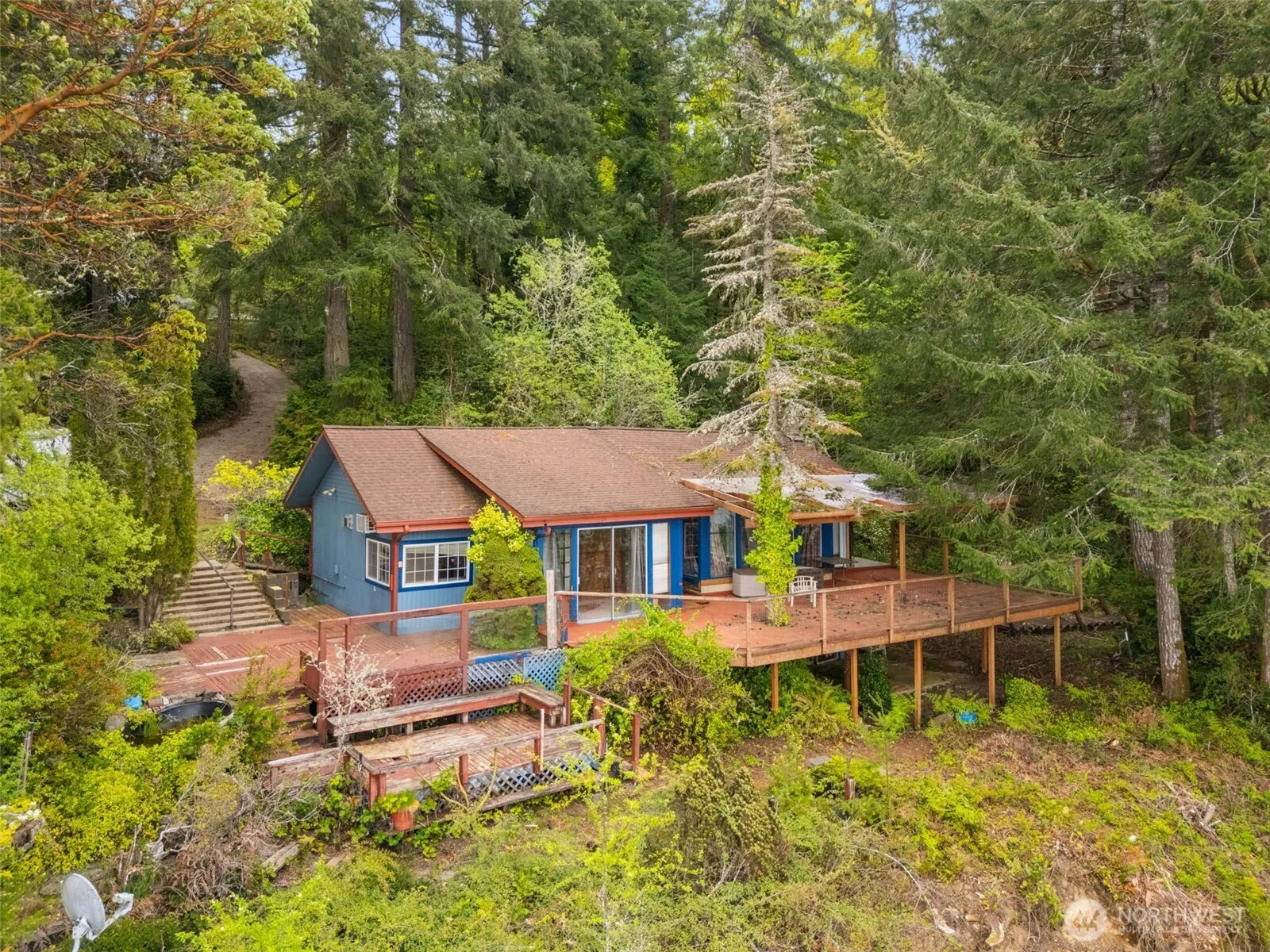 Property photo for 6105 Elizan Drive Nw, Olympia photo 2