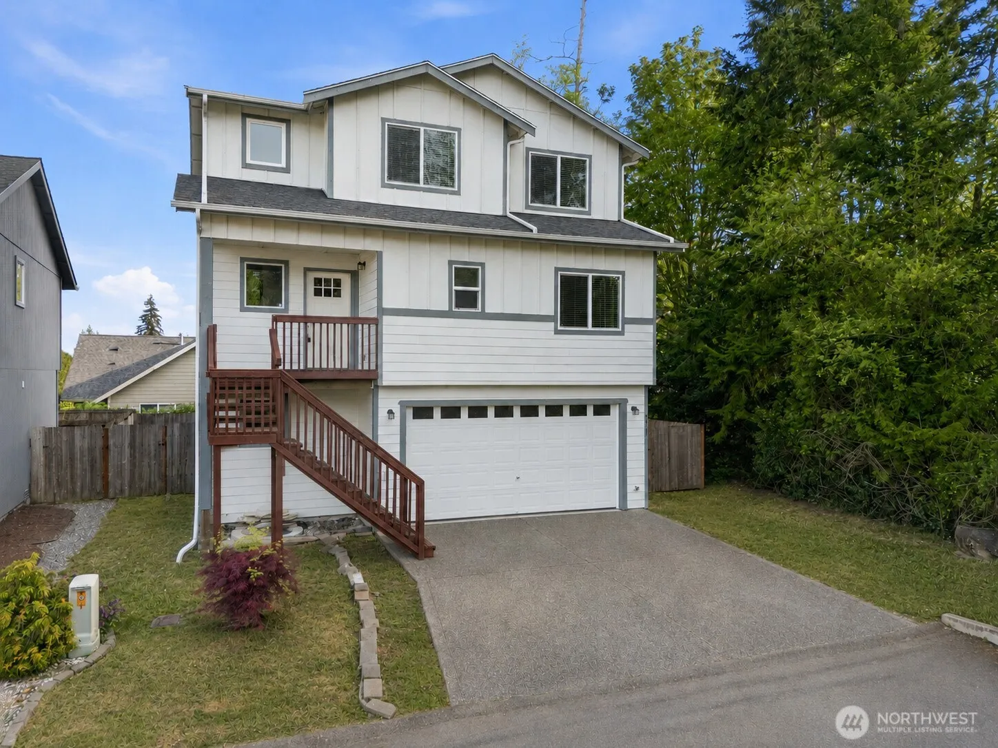 Property photo for 2271 Se Upchurch Way, Port Orchard