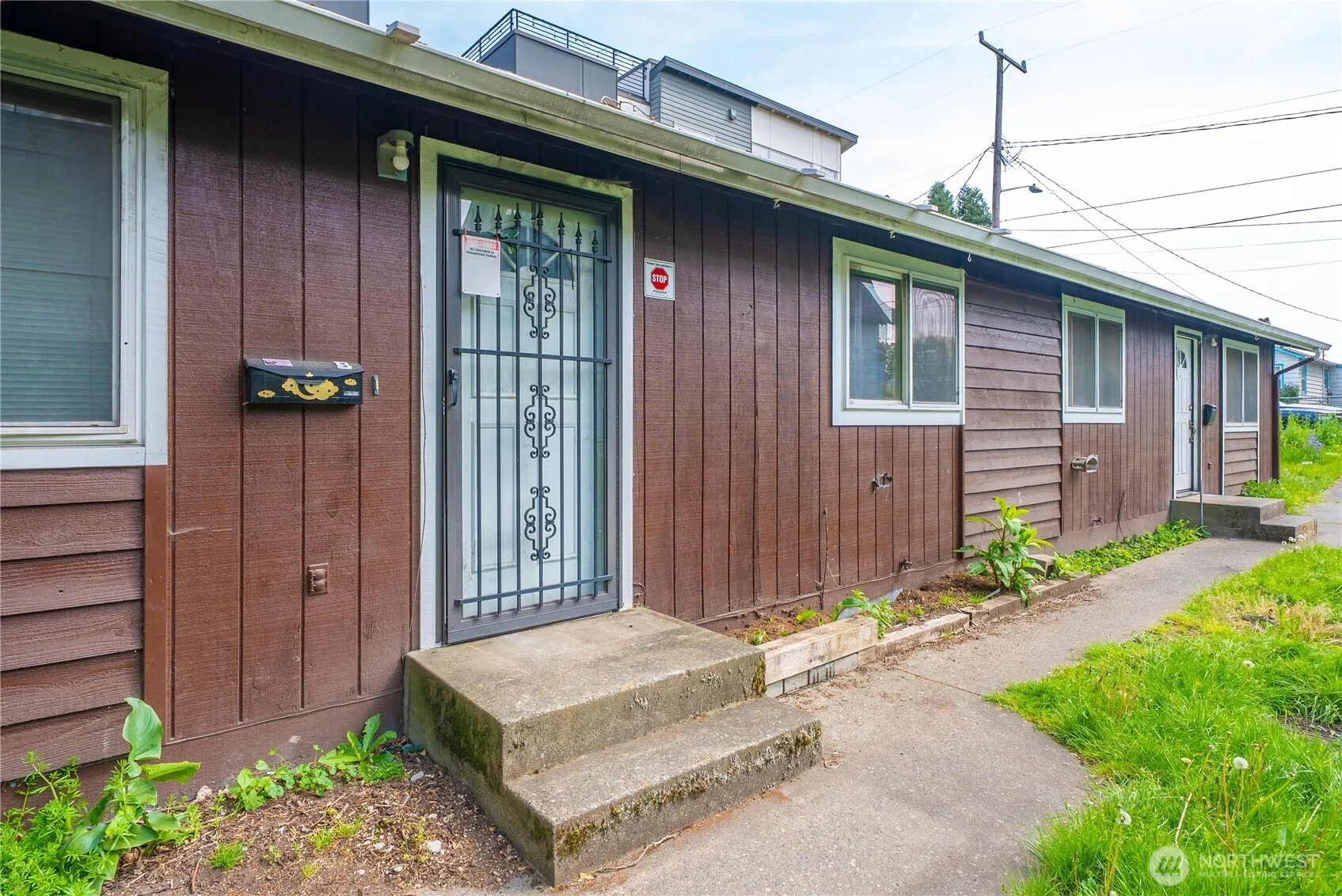 Property photo for 6919 Carleton Avenue S, Seattle photo 3