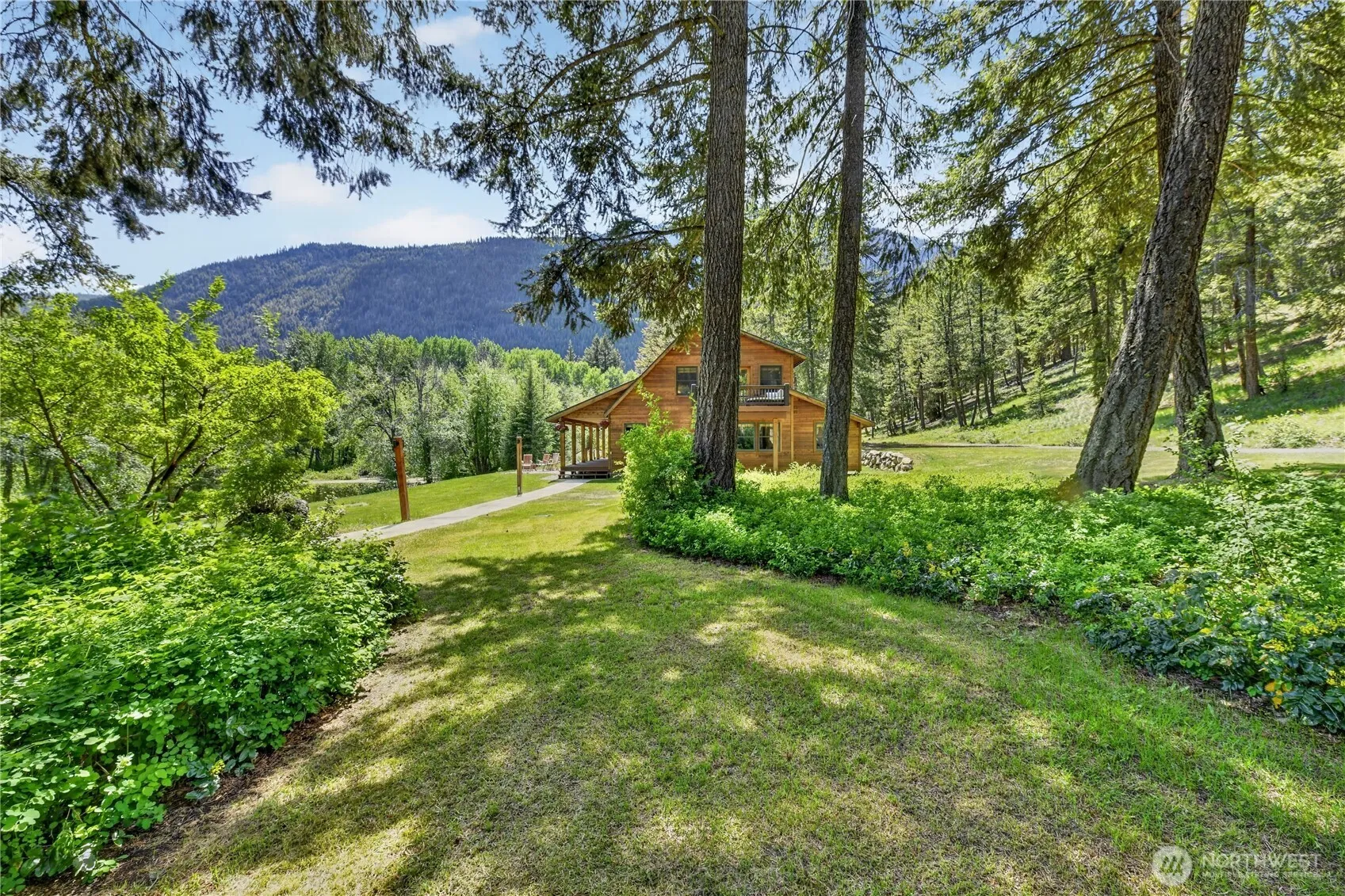 Property photo for 19 Two Rivers Road, Mazama